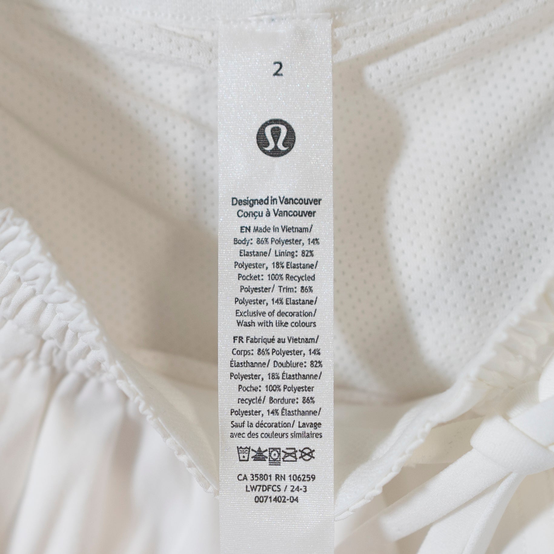 NEW Lululemon Lightweight Relaxed 3" Inseam Long Liner Athletic Shorts White 2