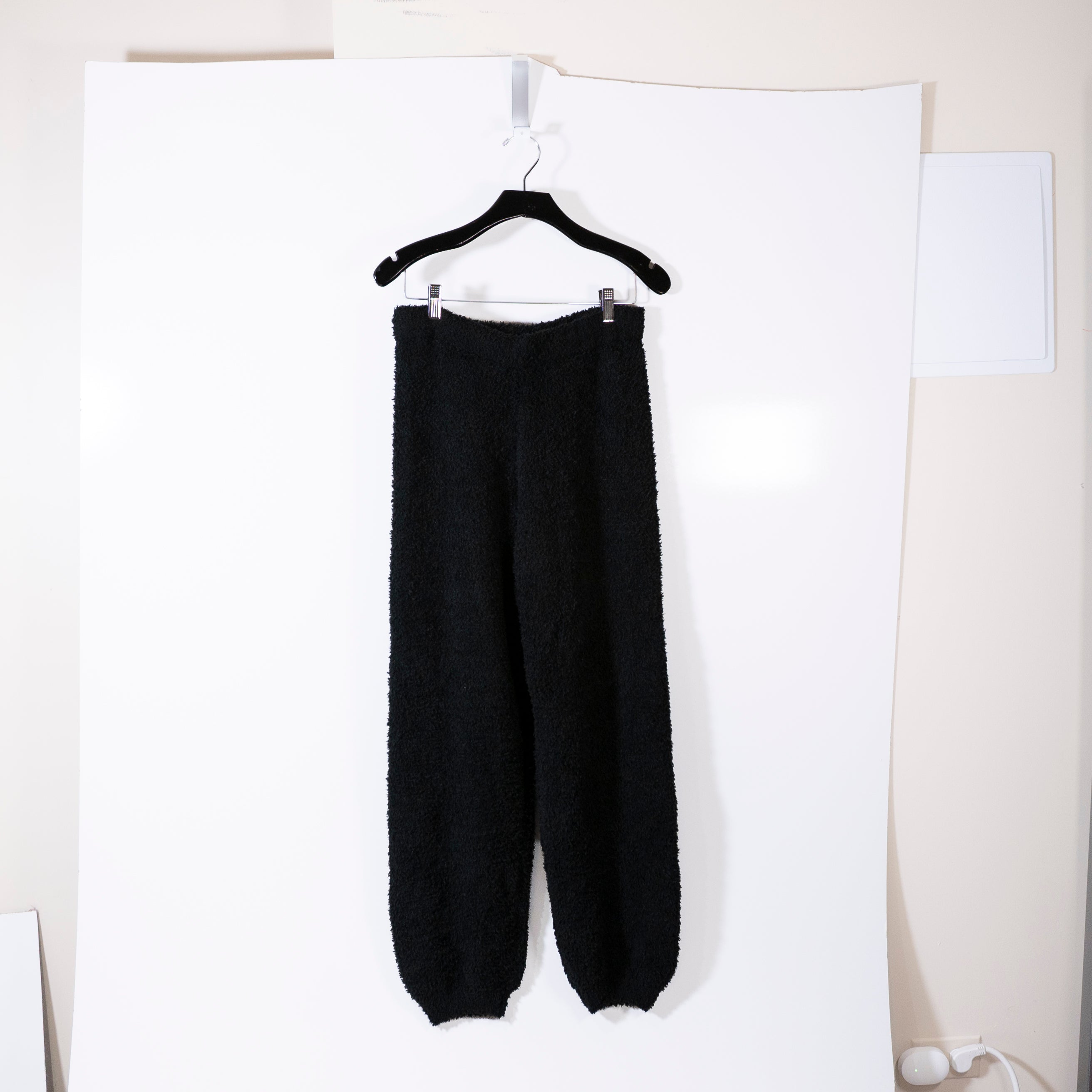 NEW Skims Women's Cozy Knit Cotton Fleece Fuzzy Stretch Joggers Onyx Black L/XL