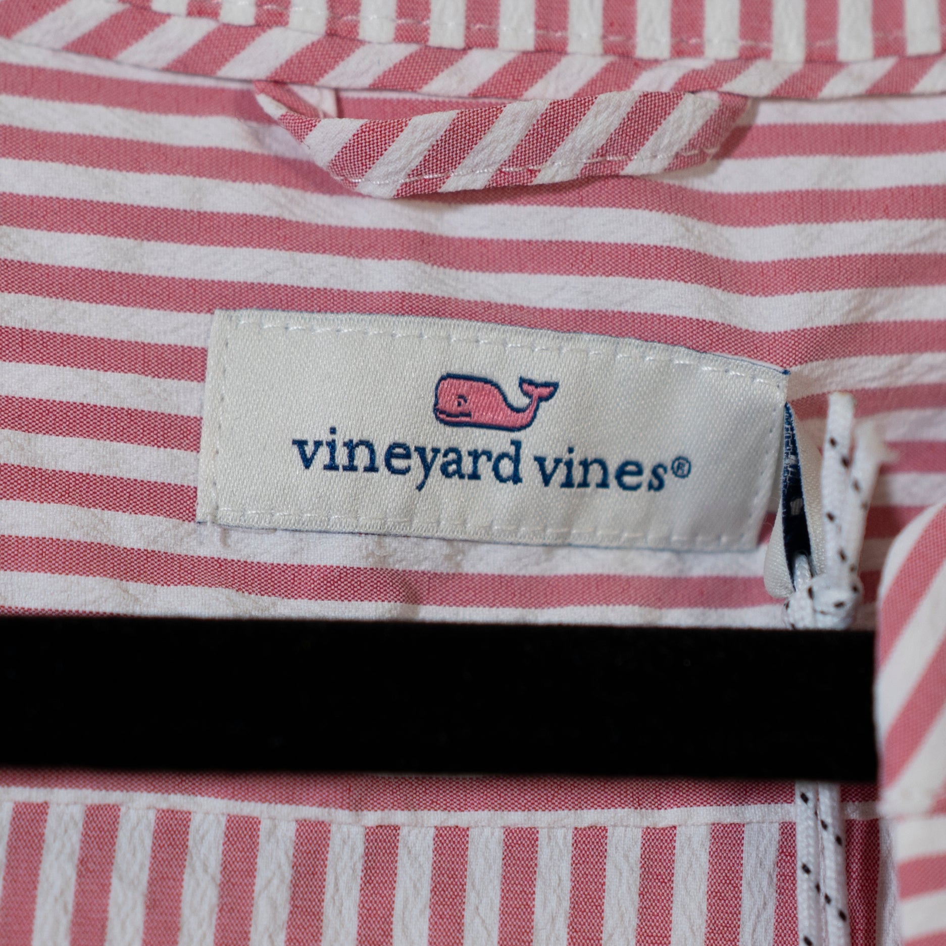 NEW Vineyard Vines Savannah Stripe Seersucker Performance Popover Top Blouse Red