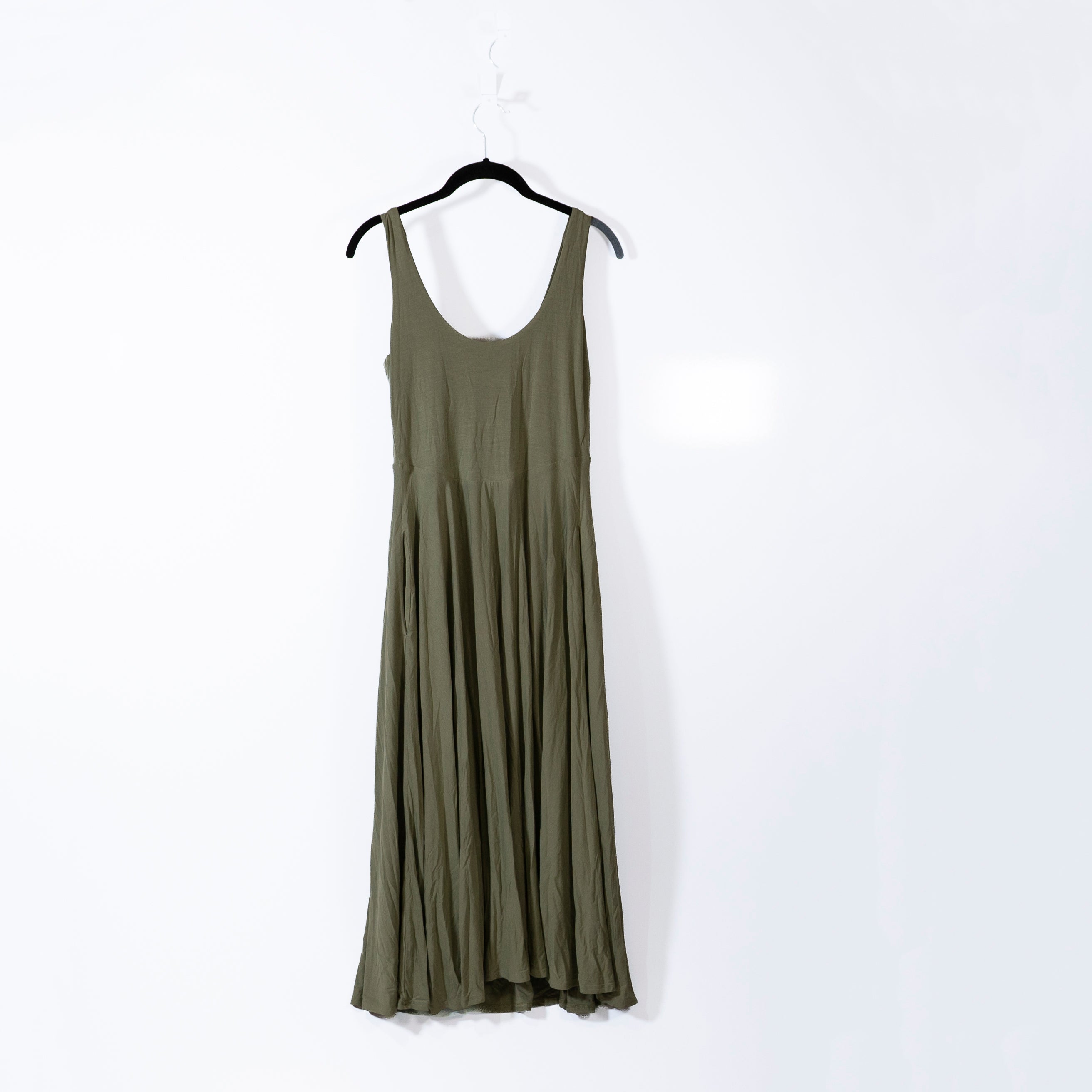 NEW Athleta Santorini Midi Jersey Knit Stretch Athleisure Dress Eucalyptus Olive