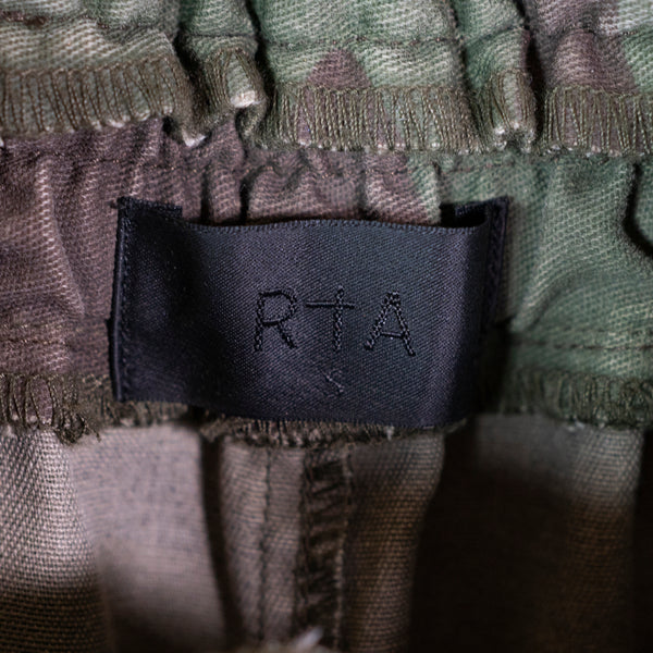 RTA Cotton Blend Stretch Waist Straight Leg Army Camo Print Pattern Pants Small
