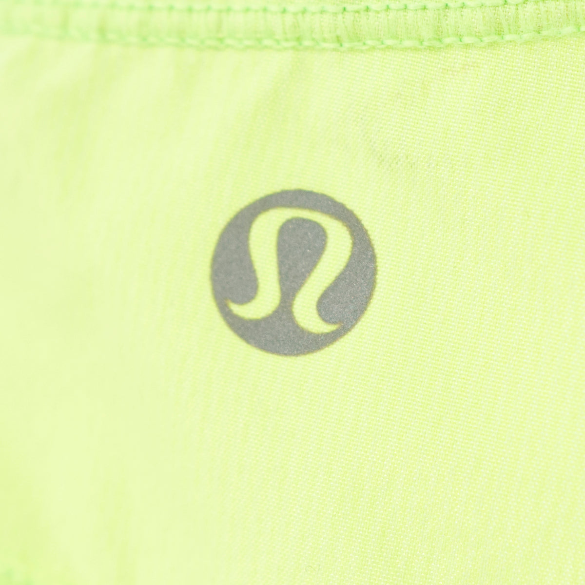 Lululemon Women's Work It Out Pull On Athletic Mini Shorts Zippy Green 8