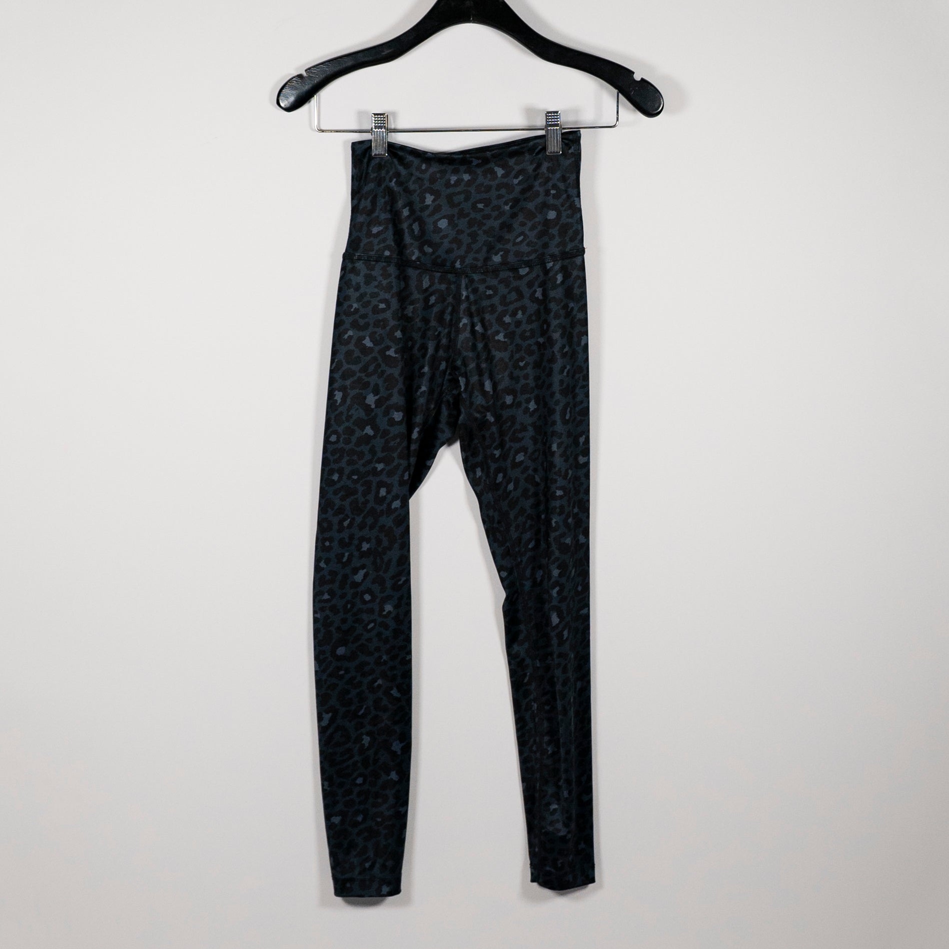 Beyond Yoga Women's Lux High Waisted Athletic Midi Leggings Leopard Pattern XS