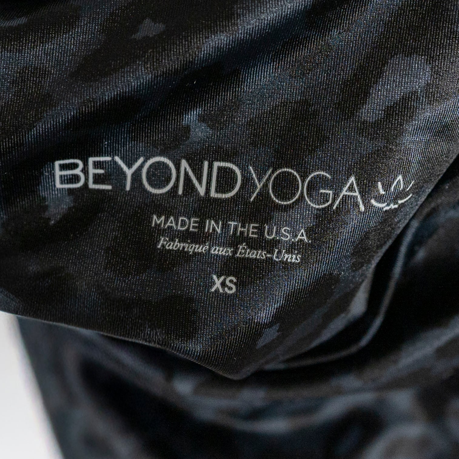 Beyond Yoga Women's Lux High Waisted Athletic Midi Leggings Leopard Pattern XS