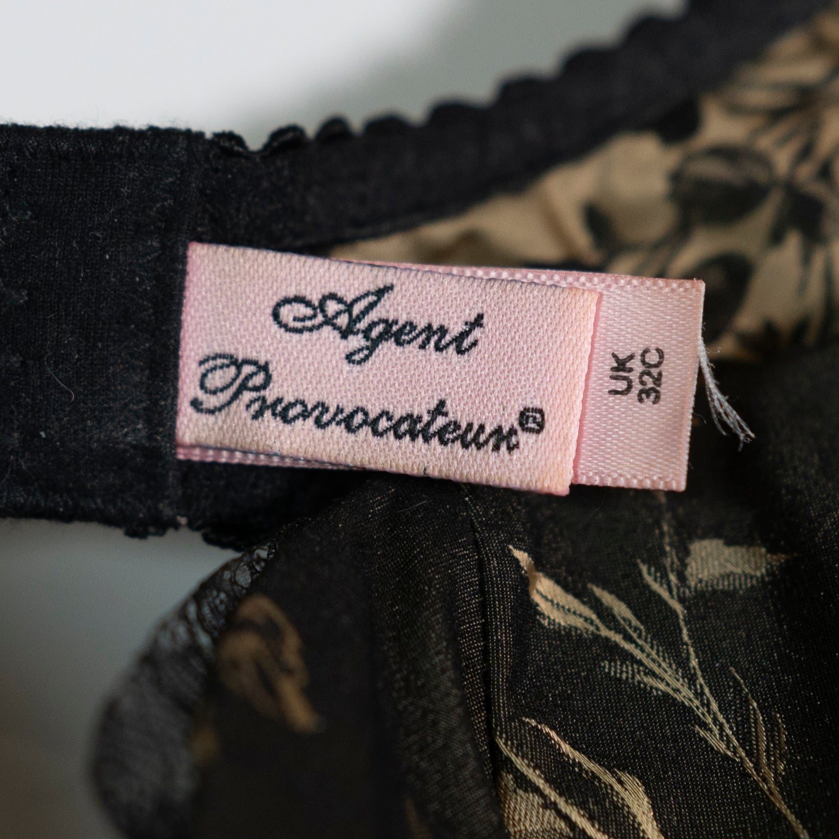 Agent Provocateur Satin Floral Flower Print Pattern Lace Trim Underwire Bra 32C