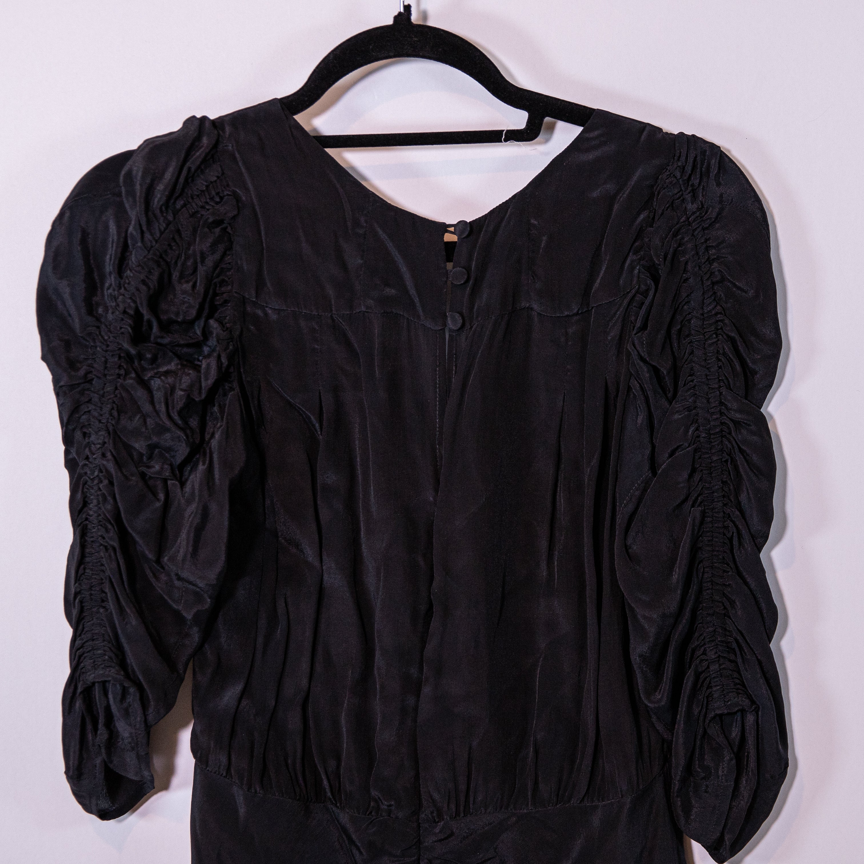 SEA New York Silk Chiffon Ruched Half Sleeve V Neck Pullover Midi Dress Black 4