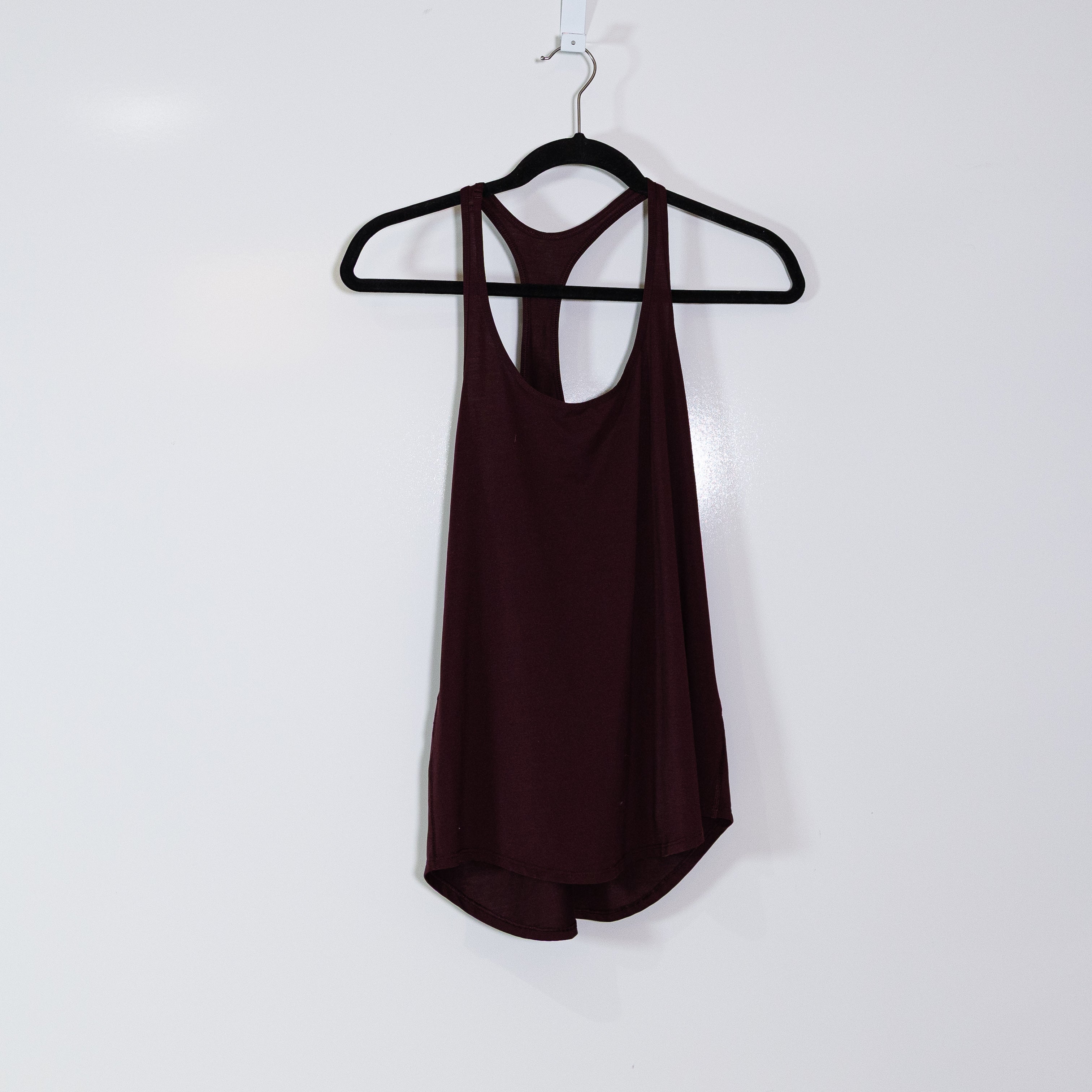 Lululemon Sleeveless Racerback Scoop Neck Athletic Work Out Tank Top Burgandy