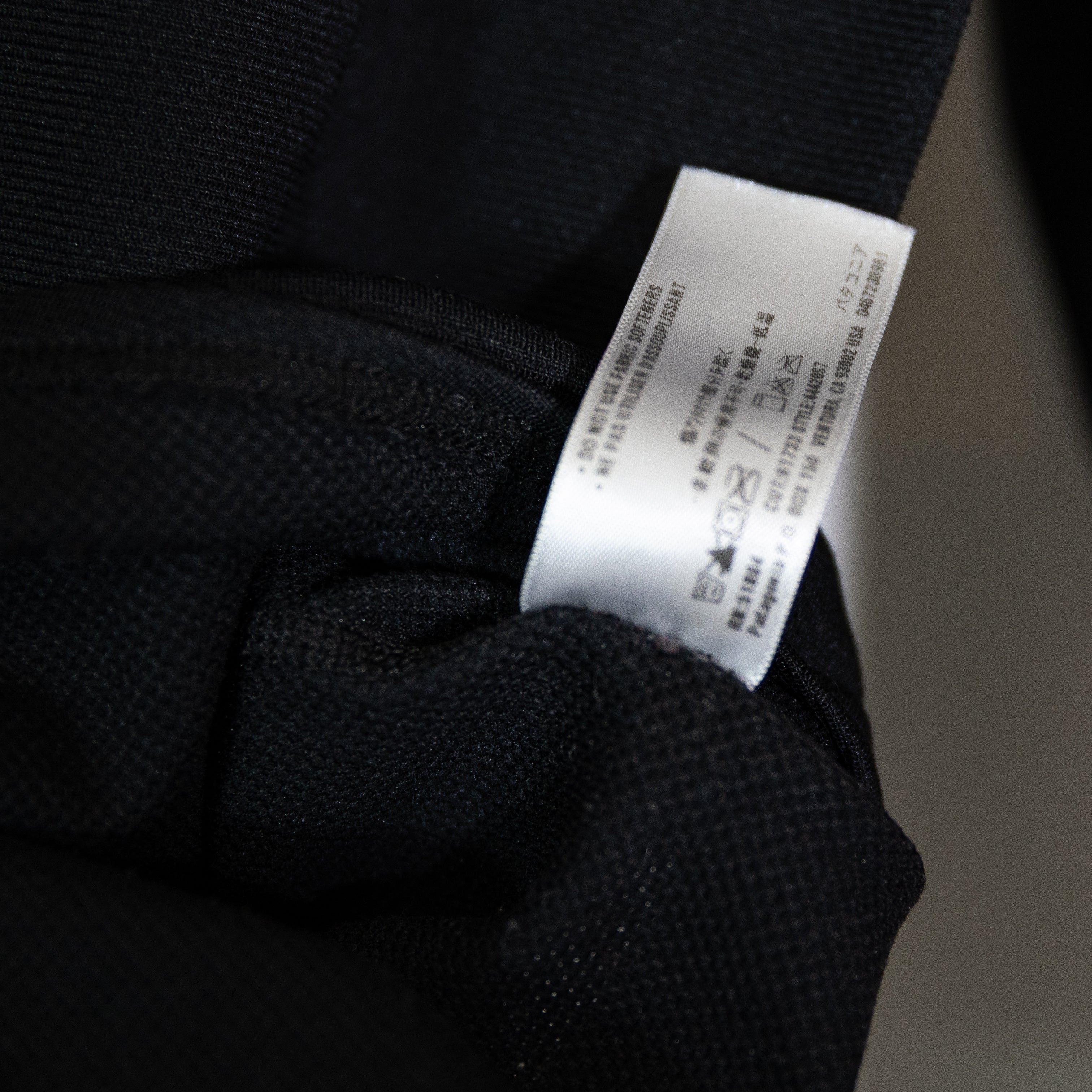 Patagonia Men's Crew Neck Long Sleeve Lightweight Base Layer Shirt Black Large