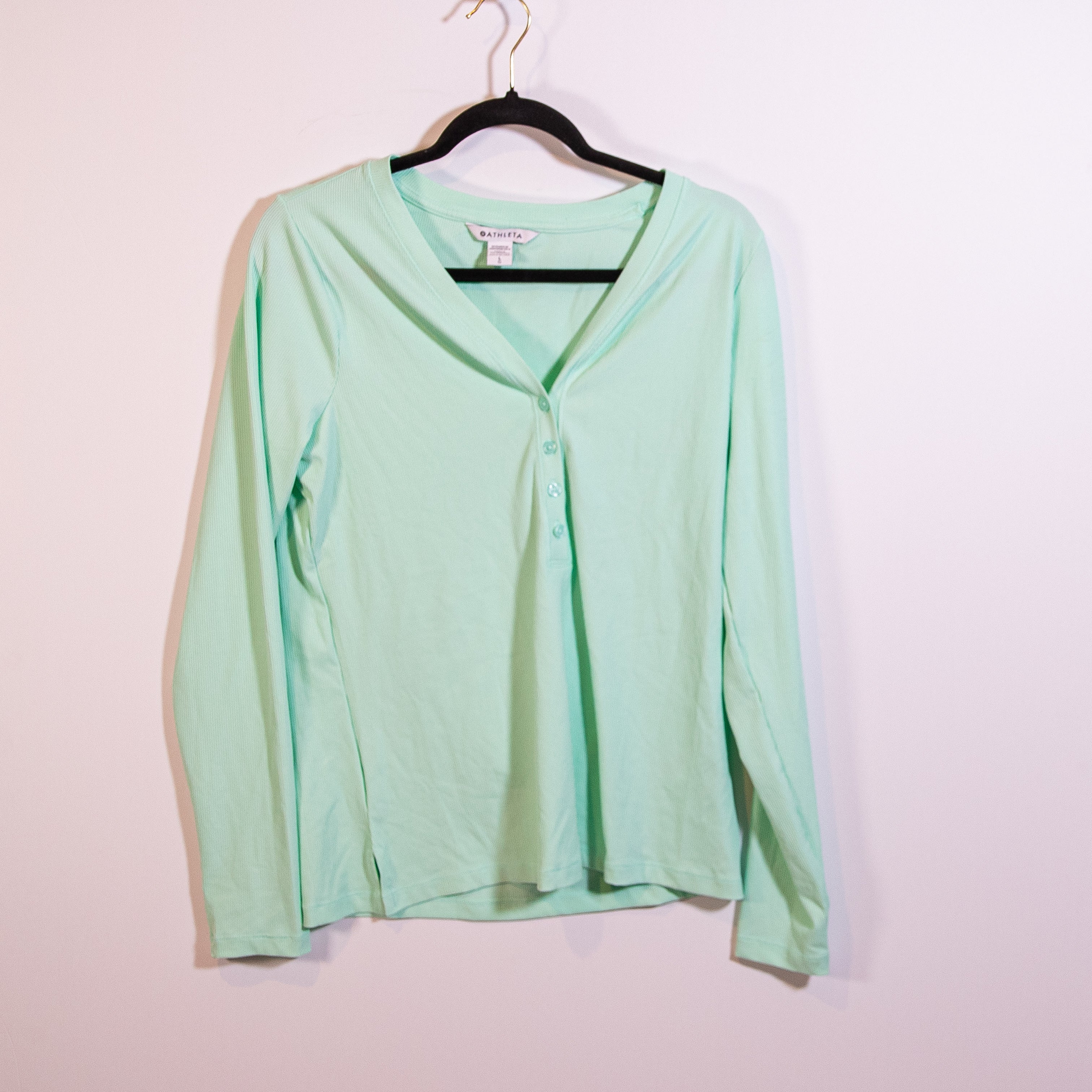 Athleta Women's Uptempo Ribbed Henley Long Sleeve V Neck Tee Shirt Mint Blue L