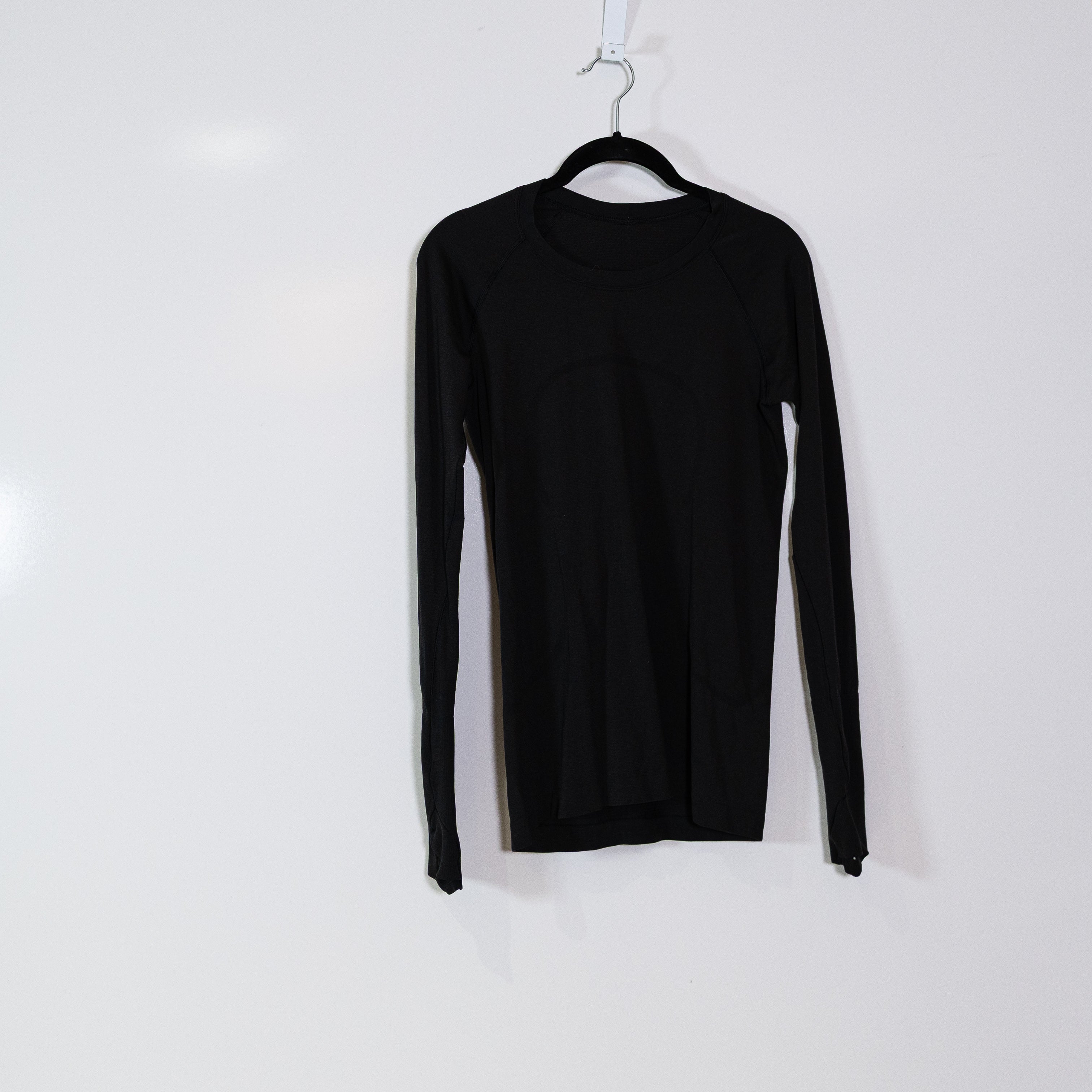 Lululemon Women's Run Swiftly Tech Long Sleeve Crew Neck Tee Shirt Purple Black