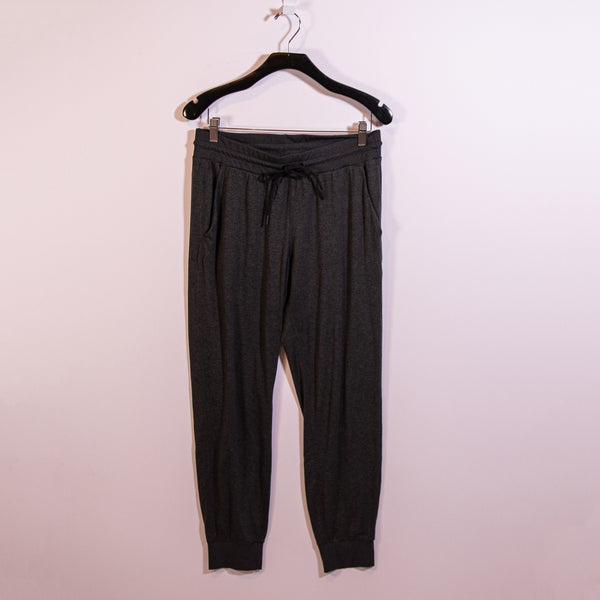 Athleta Women's Uptempo Joggers Stretch Knit Mid Rise Ankle Crop Pants Gray M