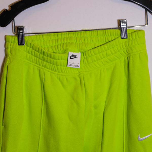 Nike Women's Sportswear Club Fleece Mid-Rise Oversized Sweatpants Lime Green S