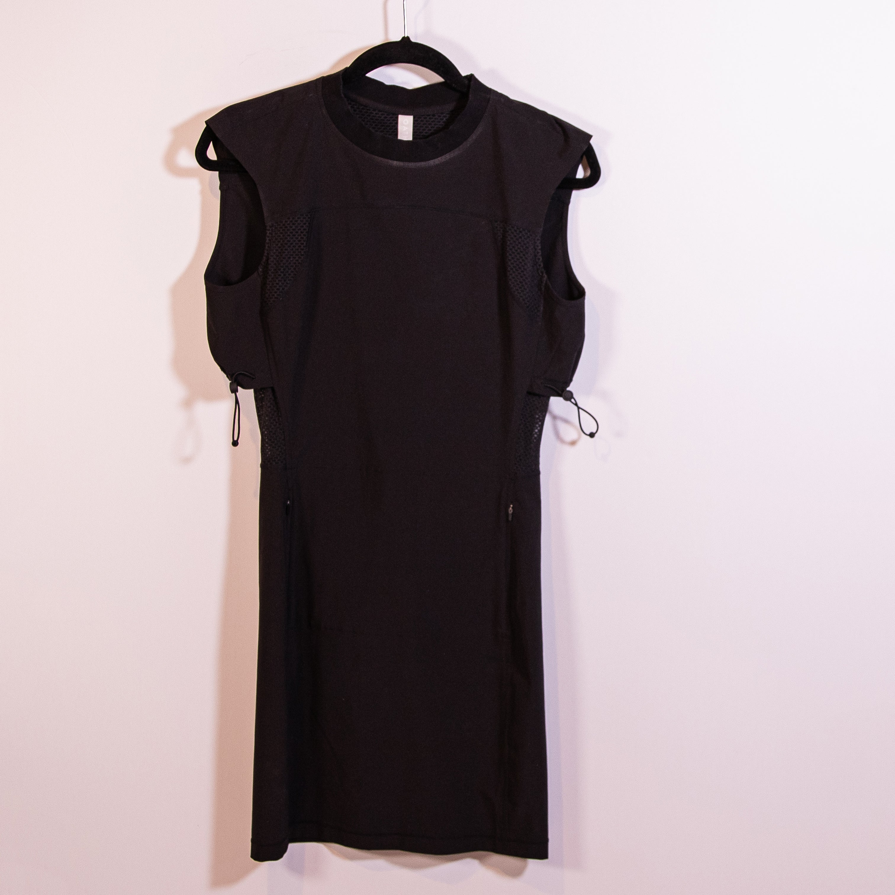 Athleta Yosemite Mesh Panel Crew Neck Sleeveless Mini Dress Black Small