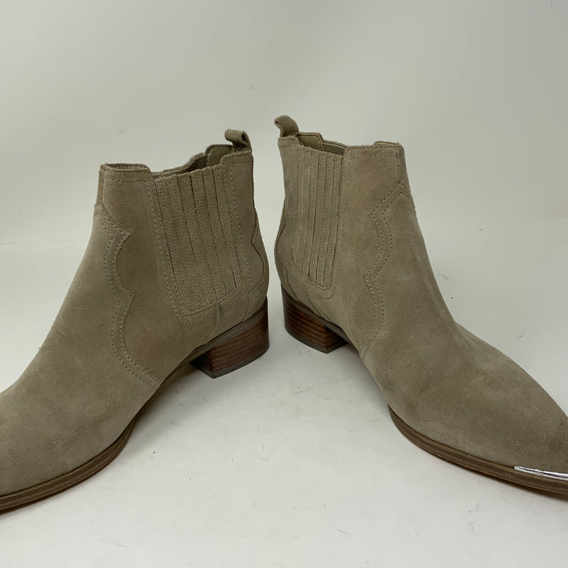 Marc Fisher Mlyohani Genuine Suede Leather Flat Pull On Booties Shoes Gray 7.5