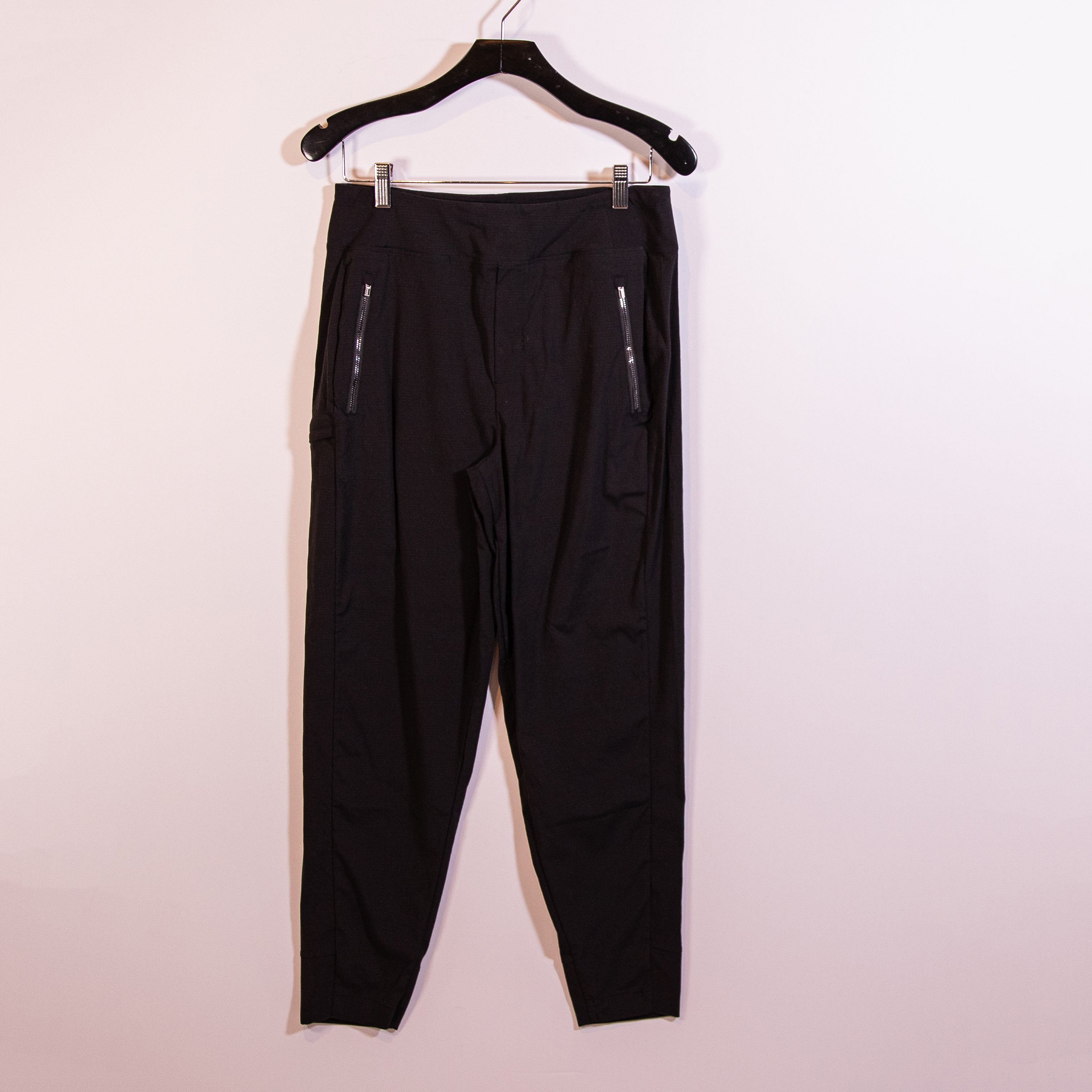 Athleta Women's Trekkie North High Rise Jogger Ankle Crop Pants Solid Black 6