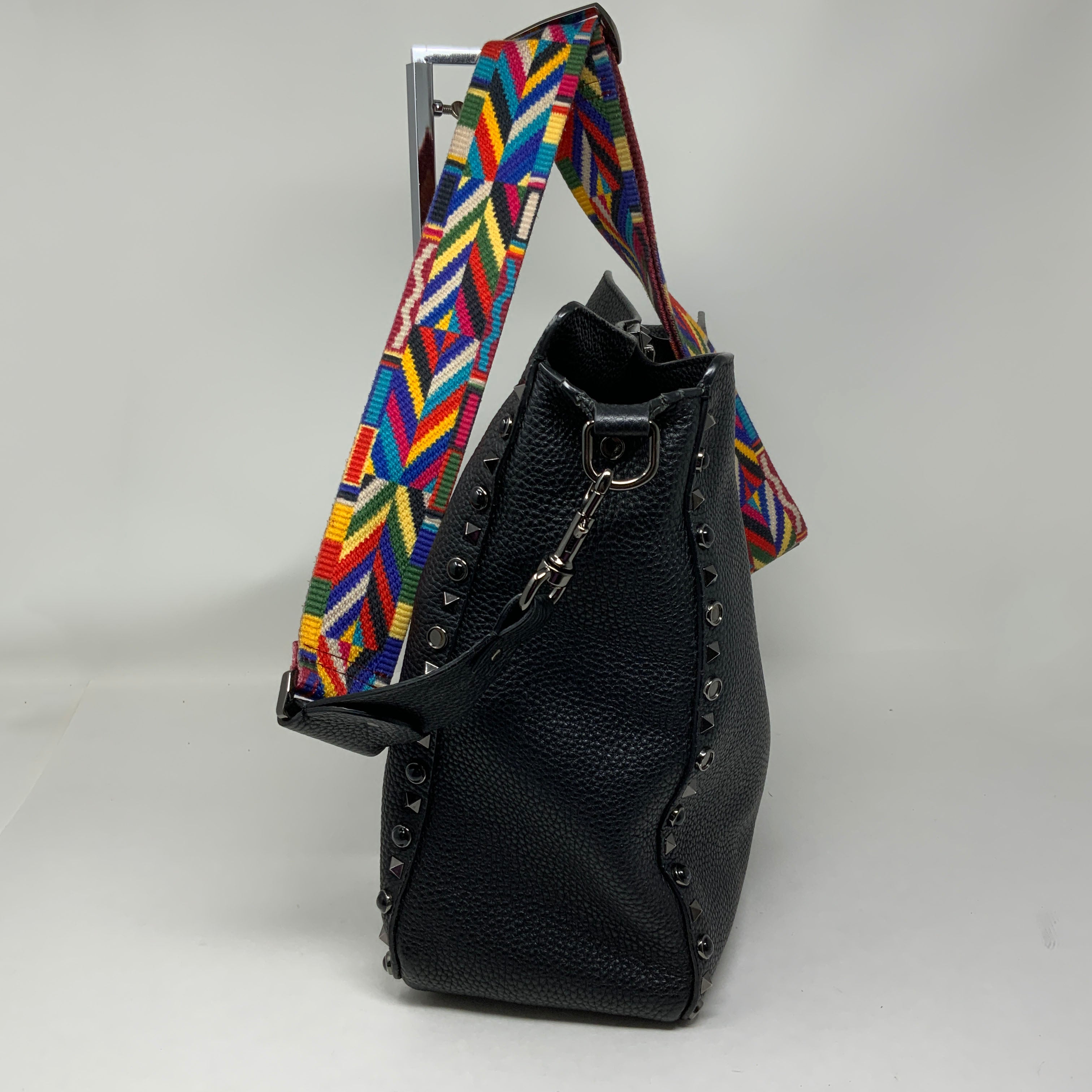 Valentino Garavani Rockstud Large Flip Lock Pebbled Leather Hobo Bag Purse Tote