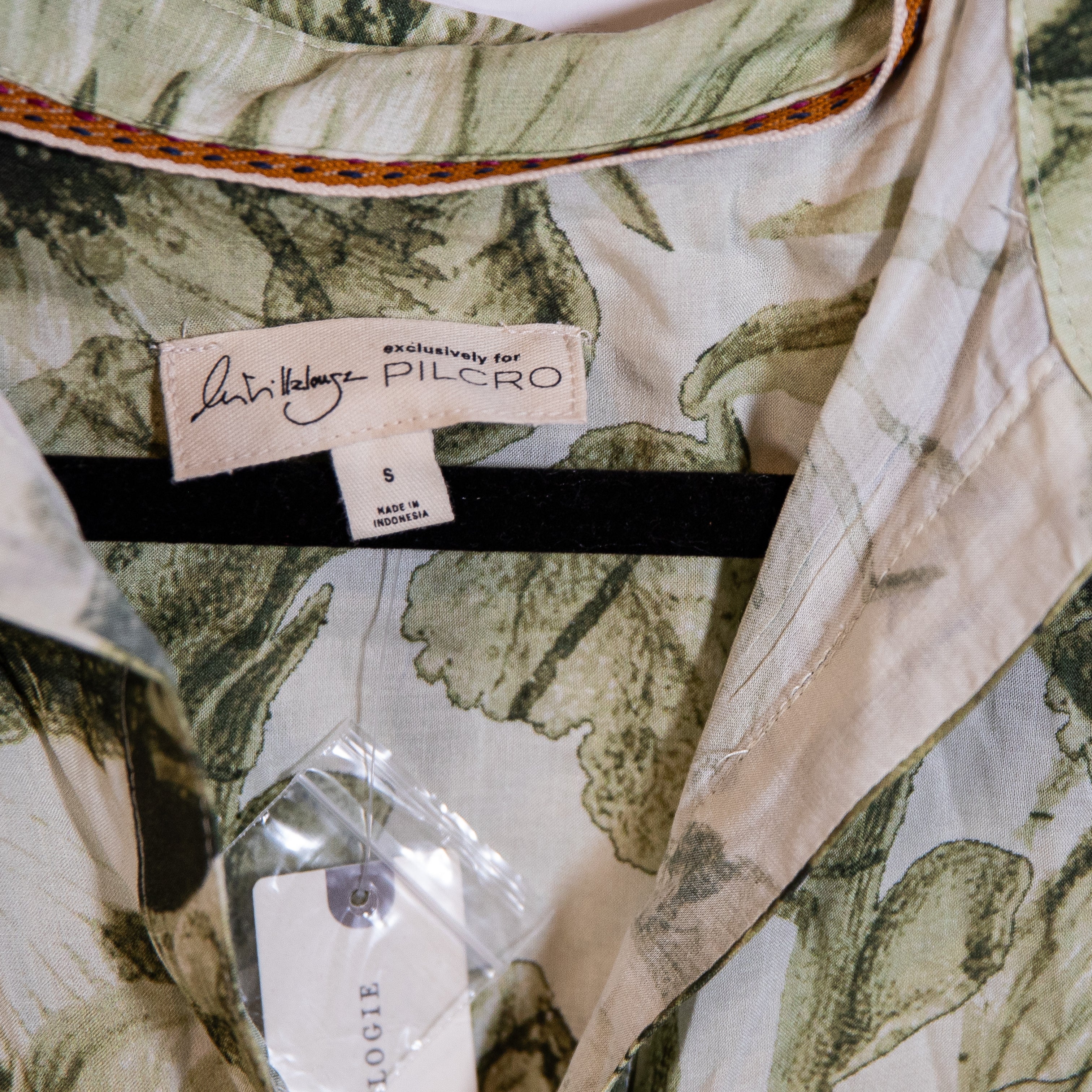 NEW Manel Villalonga x Pilcro Romy Relaxed Buttondown Collared Blouse Shirt Top