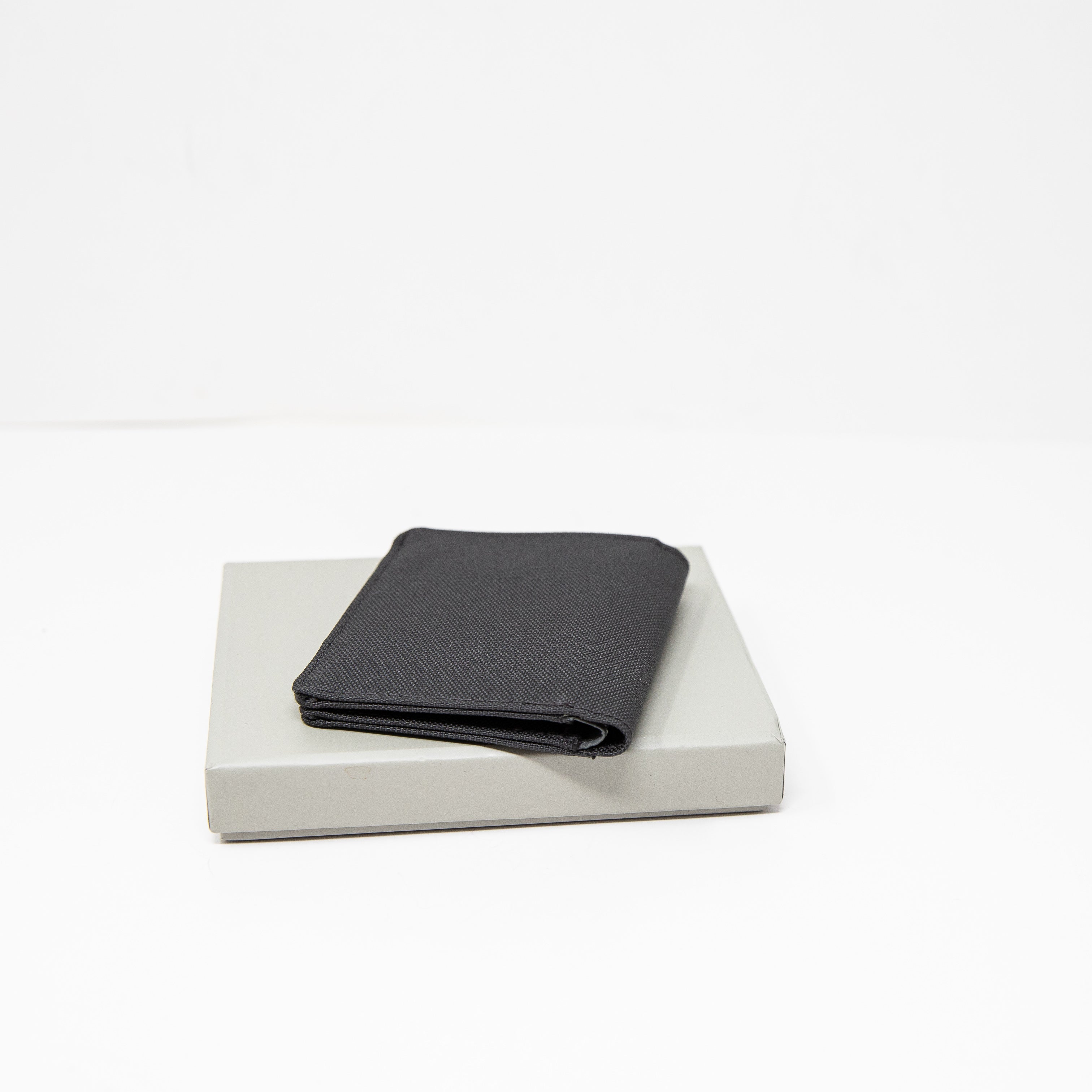 Mack Weldon Men's Bi Fold Woven Fabric Wallet Gray