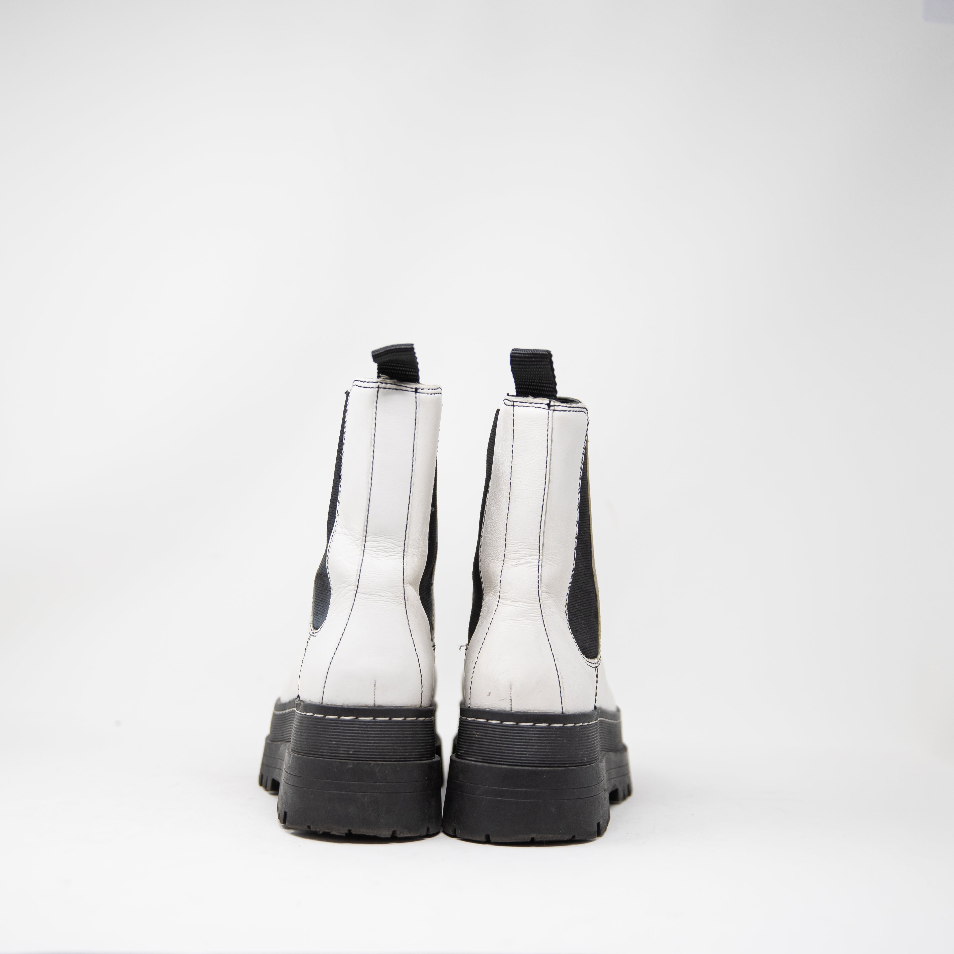 Marc Fisher Pauline Chelsea Leather Pull On Ankle Platform Moto Boots Shoes 7