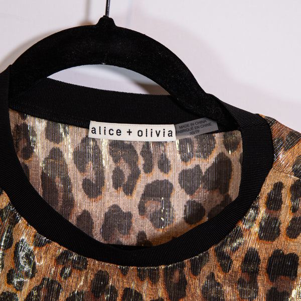 Alice And Olivia Piera Animal Print Silk Blend Tee In Spotted Leopard Dark Tan