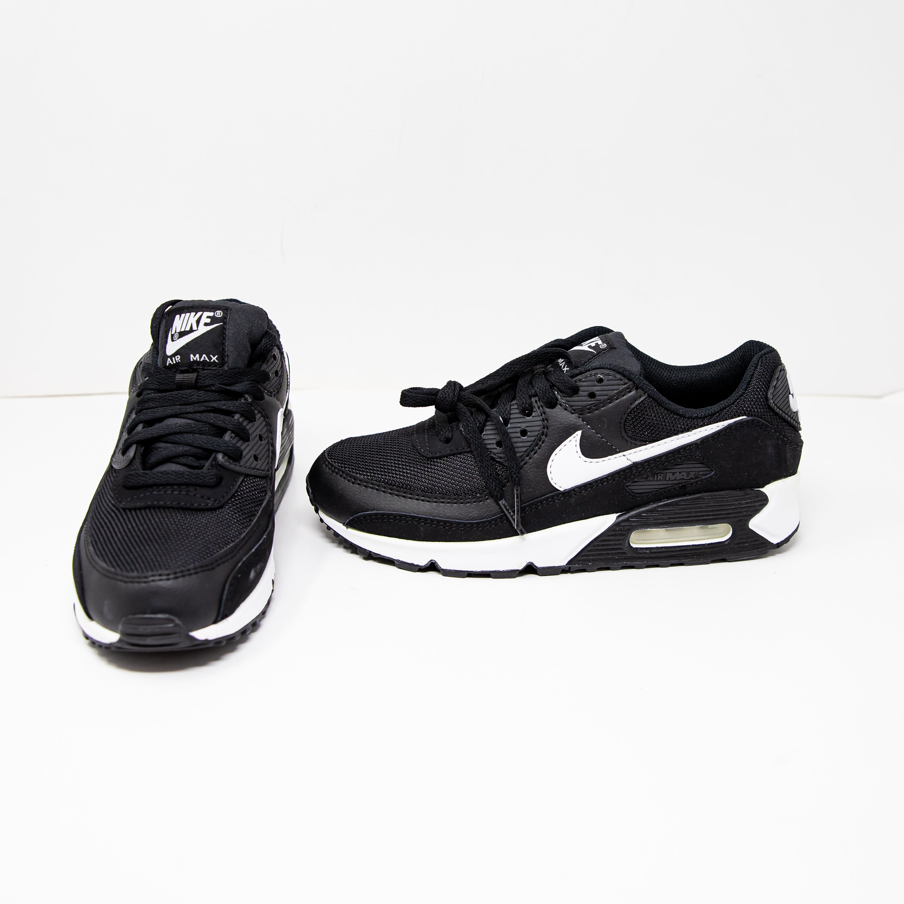 NEW Nike Women's Air Max 90 CQ2560 001 Black White Low Top Lace Up Sneakers Shoe