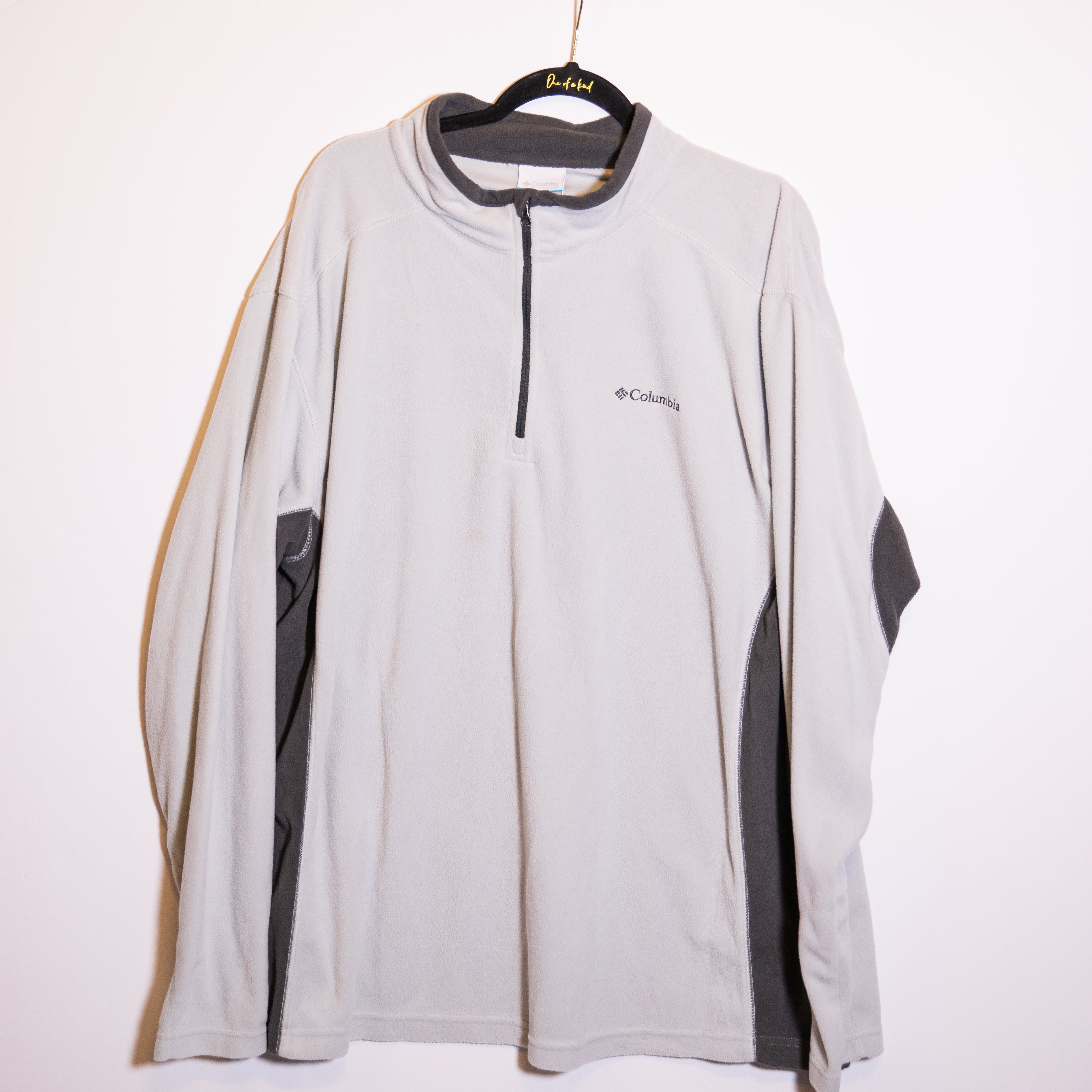 Columbia Men's Quarter Zip Lightweight Fleece pullover Long Sleeve Sweater Gray