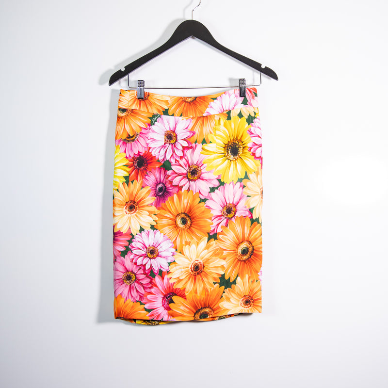 Dolce &amp; Gabbana Made In Italy Silk Crepe Gerbera Daisy Print Cady Pencil Skirt