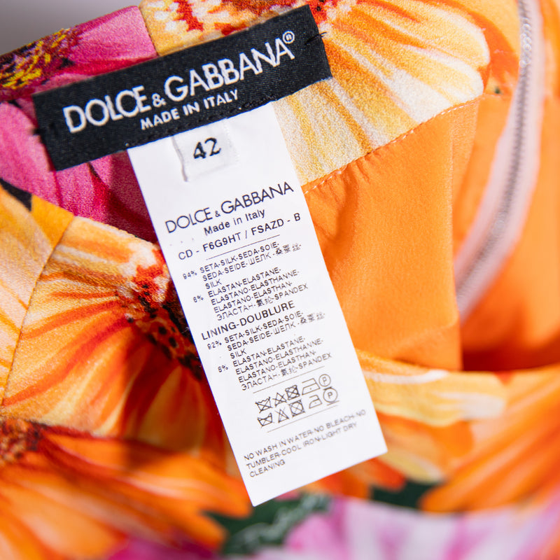 Dolce &amp; Gabbana Made In Italy Silk Crepe Gerbera Daisy Print Cady Pencil Skirt