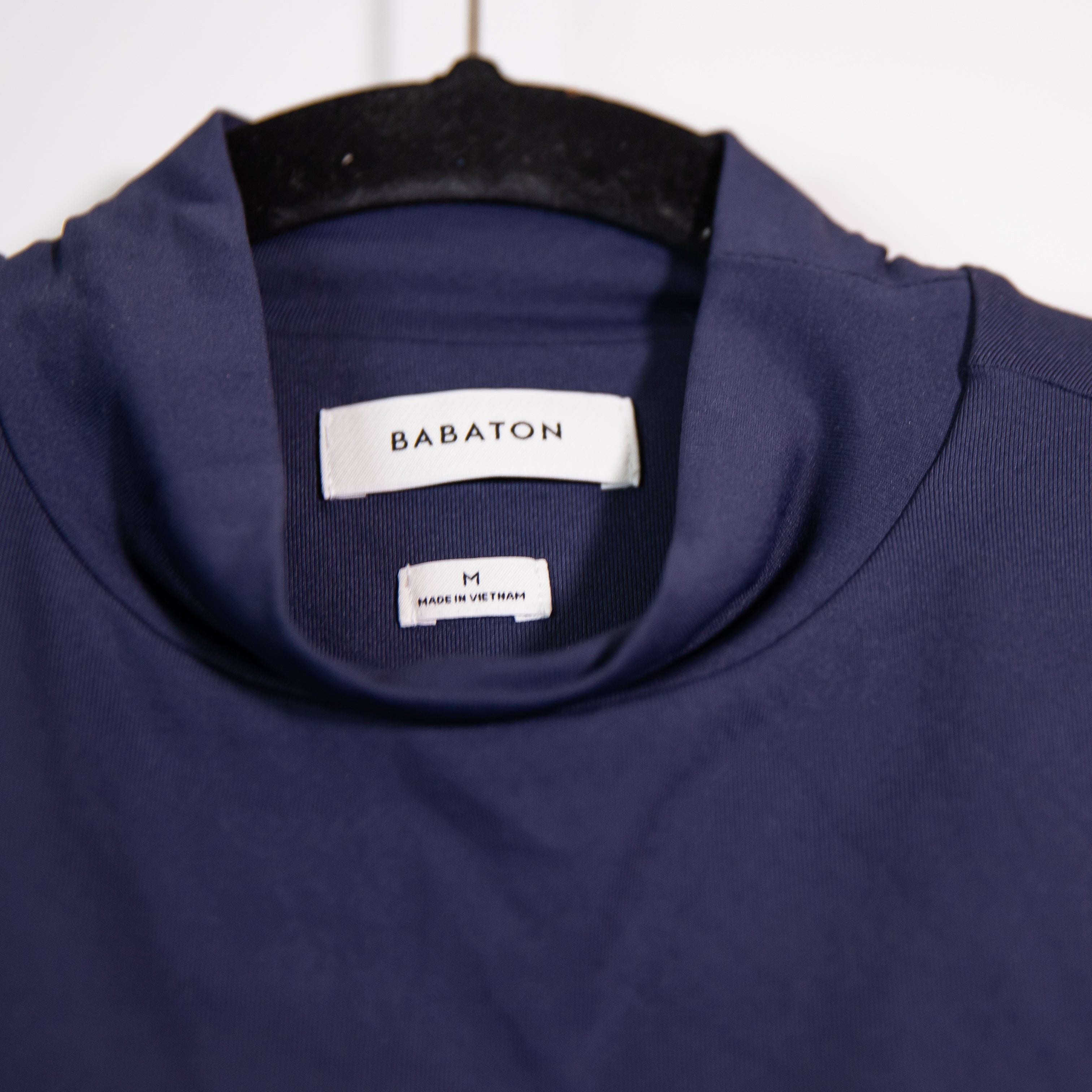 Babaton Aritzia Women's Contour Mock Neck Sleeveless Stretch Tank Top Blue M