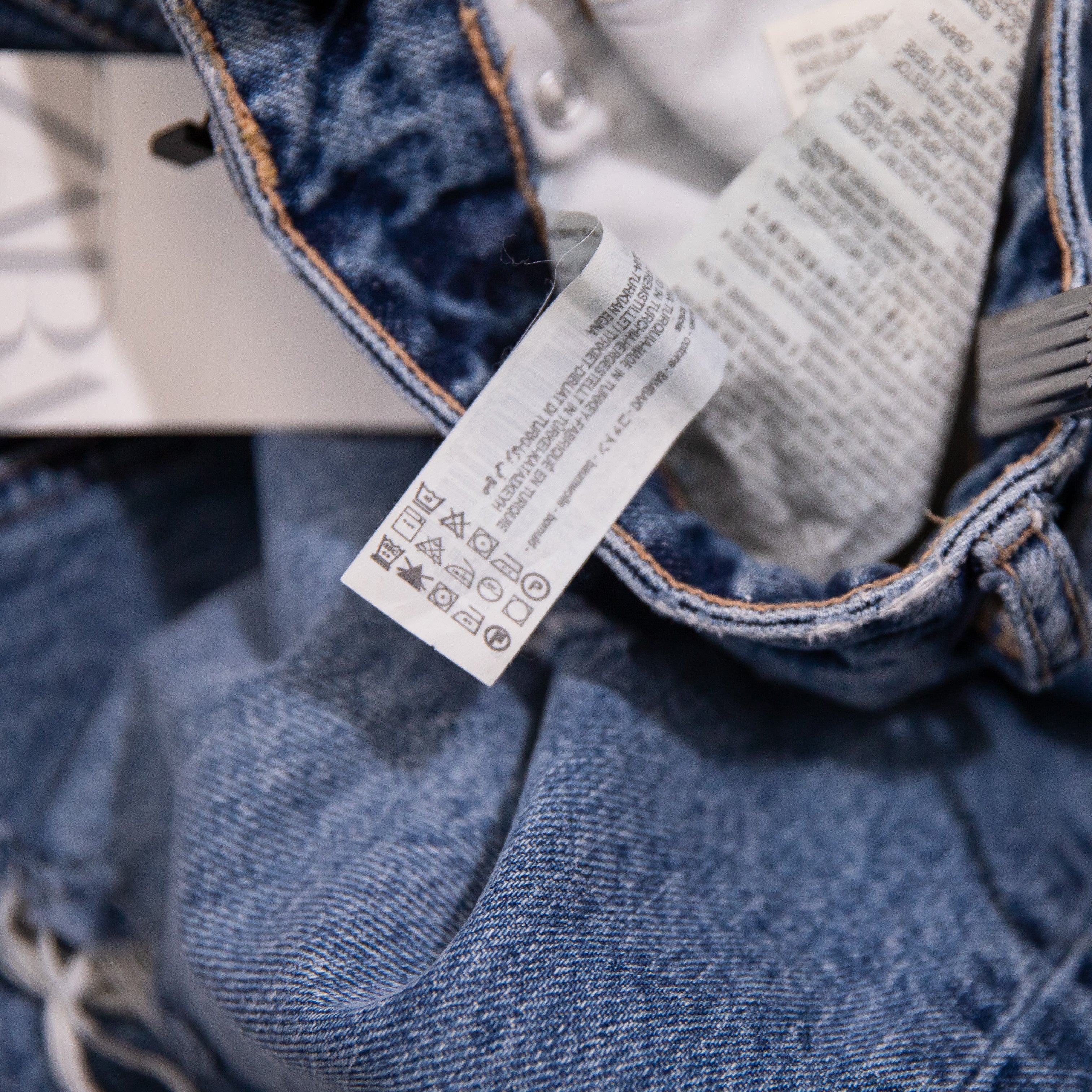 NEW Zara Women's Straight Leg Cotton Distressed Mid Rise Denim Jeans Blue 2