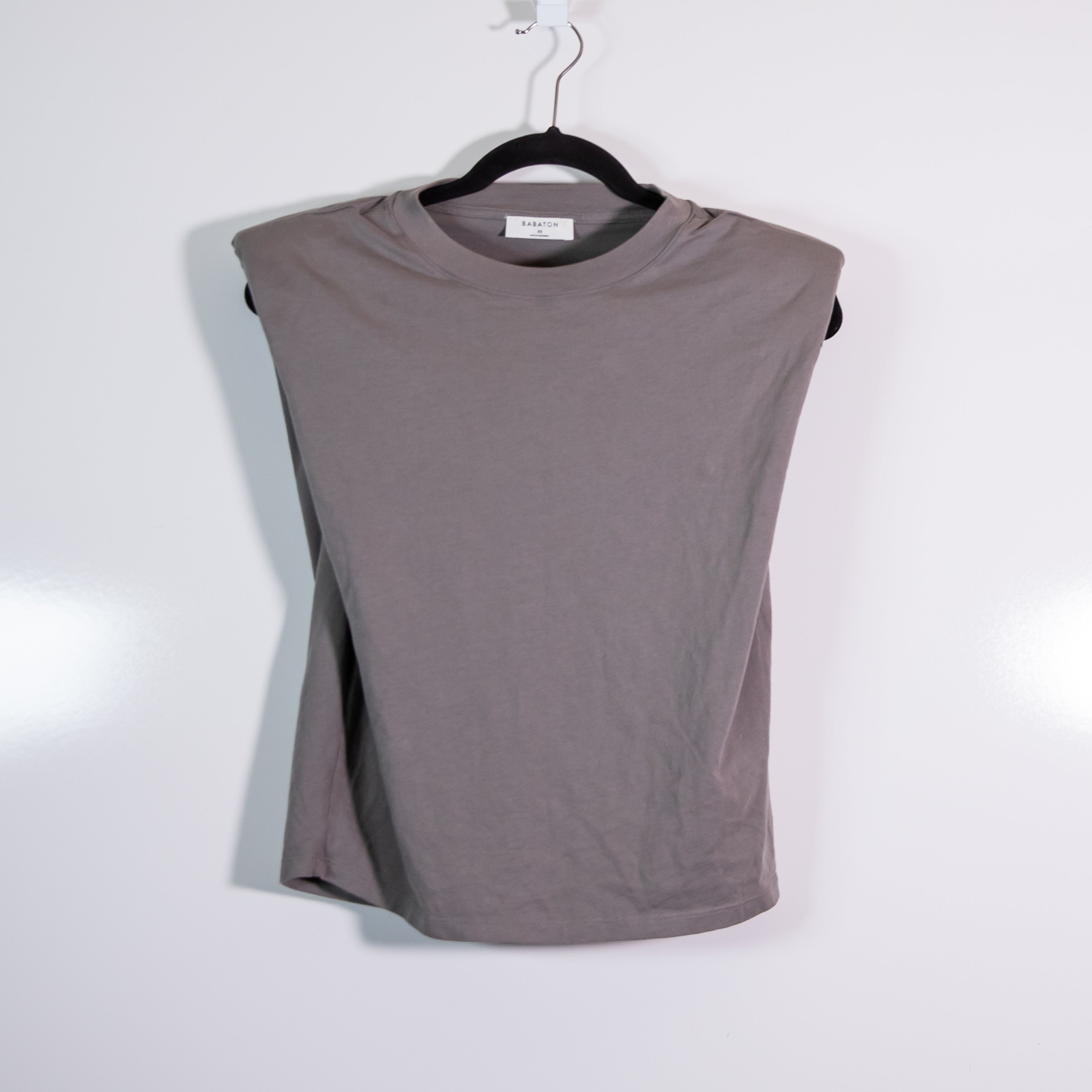 Babaton Aritzia Crew Neck Sleeveless Shoulder Pad Basic Layering Tee Shirt Gray