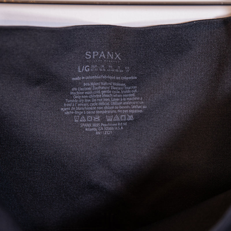 Spanx Women's High Waisted Seamless Smoothing Black Gray Camo Army Print Legging