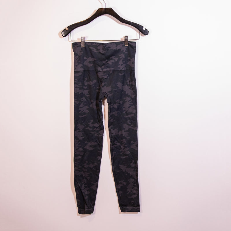 Spanx Women's High Waisted Seamless Smoothing Black Gray Camo Army Print Legging