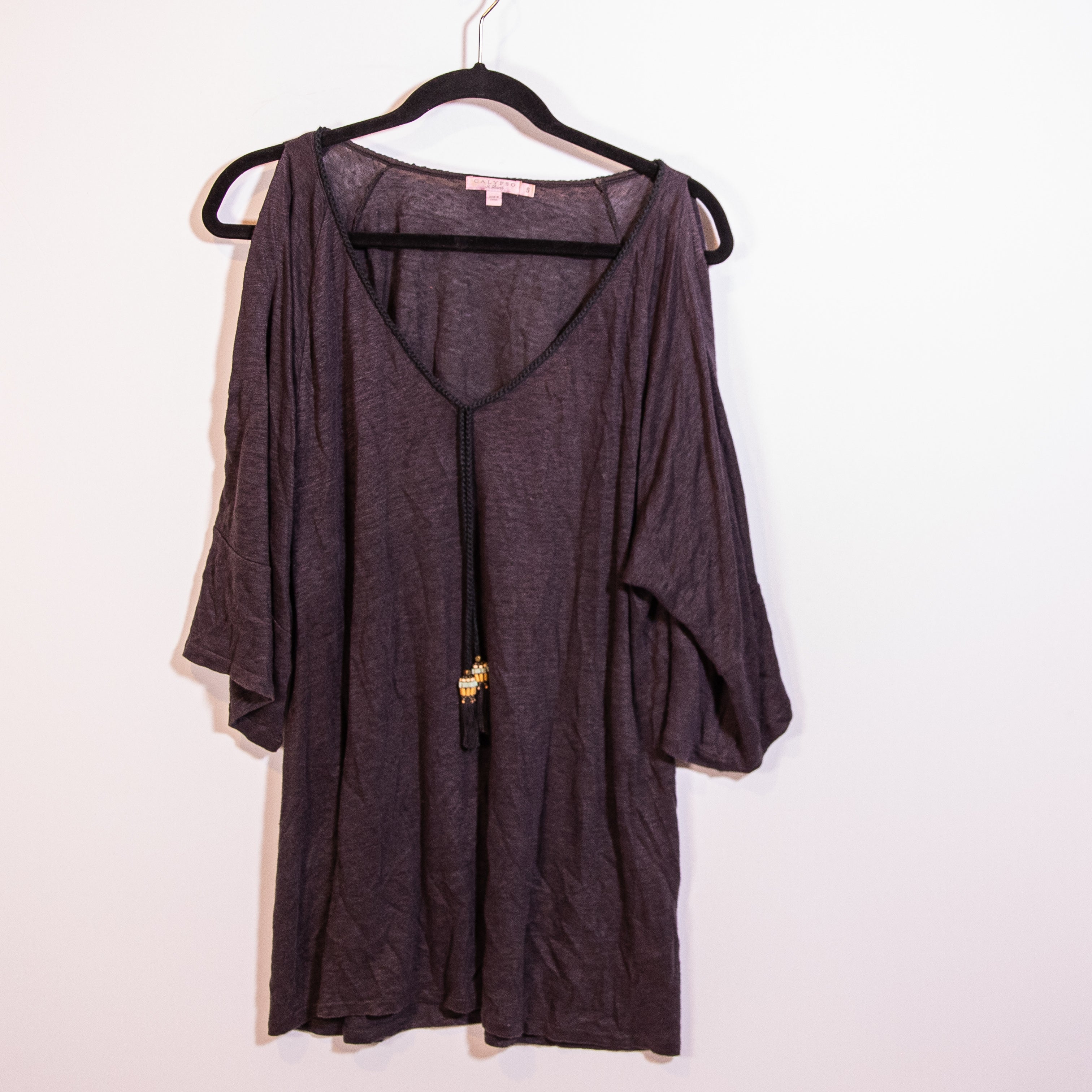 Calypso Linen Lightweight Cold Shoulder V Neck Tassel Pullover Tunic Blouse Gray