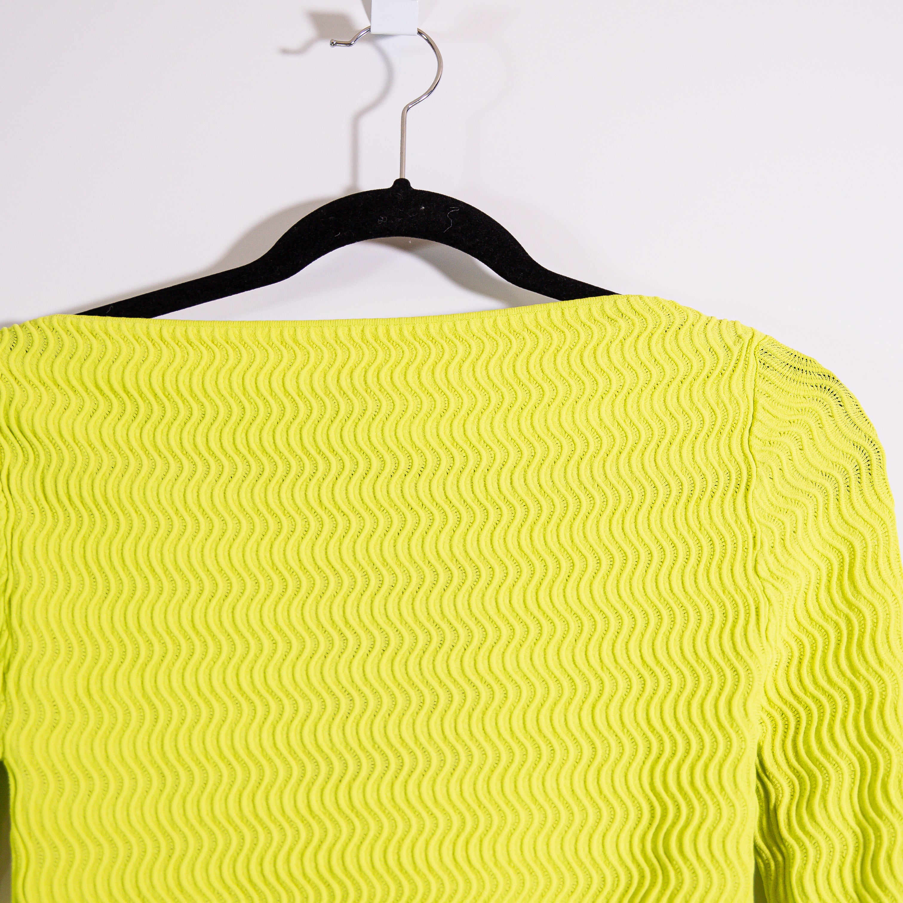 NEW Lapointe Crepe Matte Viscose Textured Long Sleeve Cropped Boatneck Top Lime