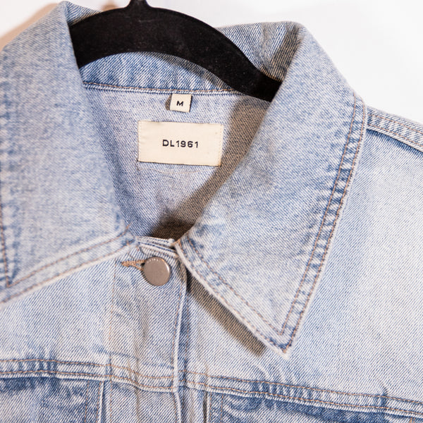 DL1961 Vika Classic Cotton Mid Weight Non Stretch Denim Jacket In Fountain Wash