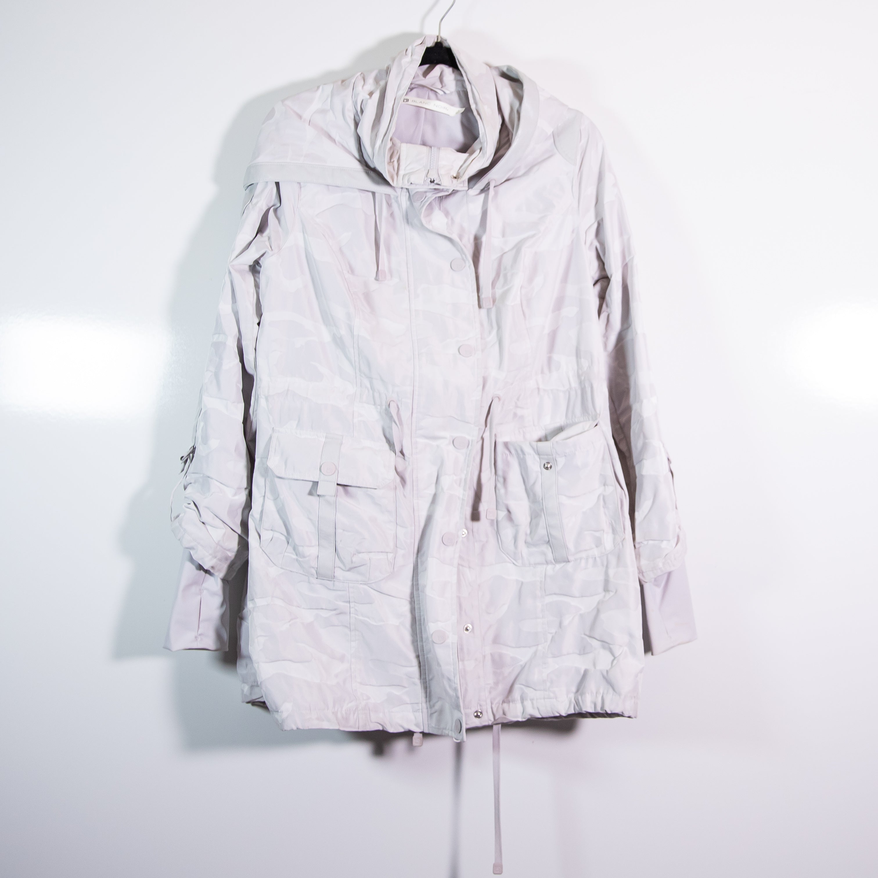 Blanc Noir Women's Gray White Camo Print Grenadier Anorak Rain Jacket Large