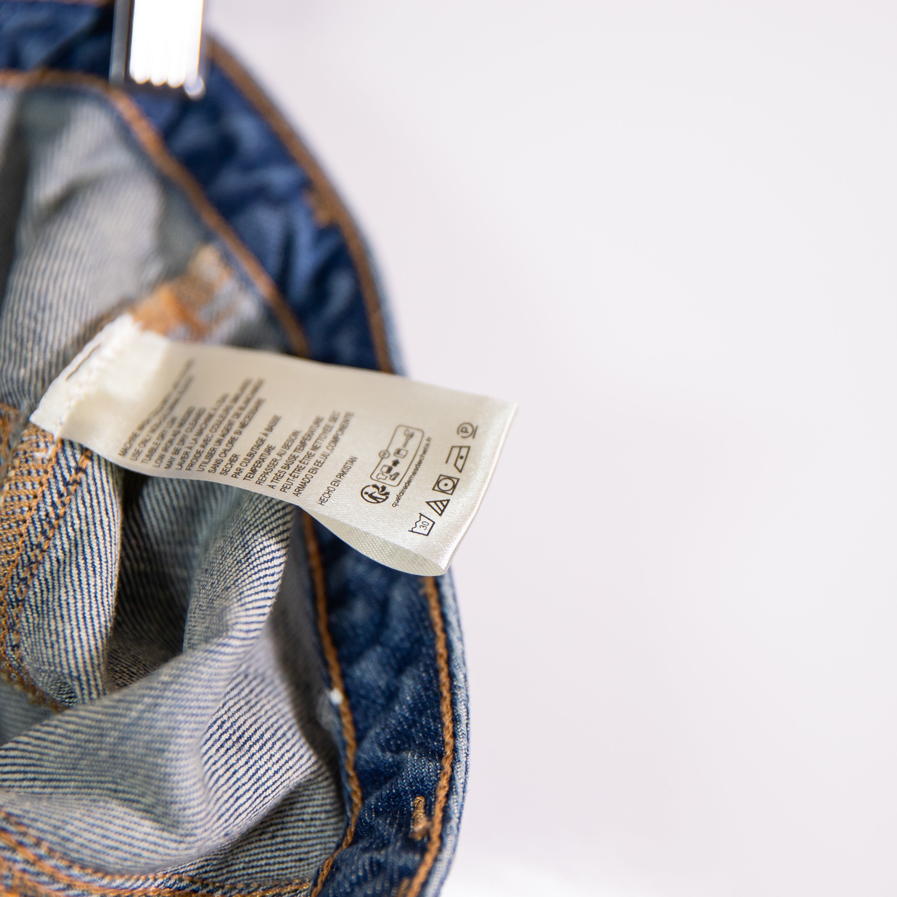 NEW Pilcro Anthropologie Cotton Stretch Low Rise Mini Denim Jean Shorts Blue 31