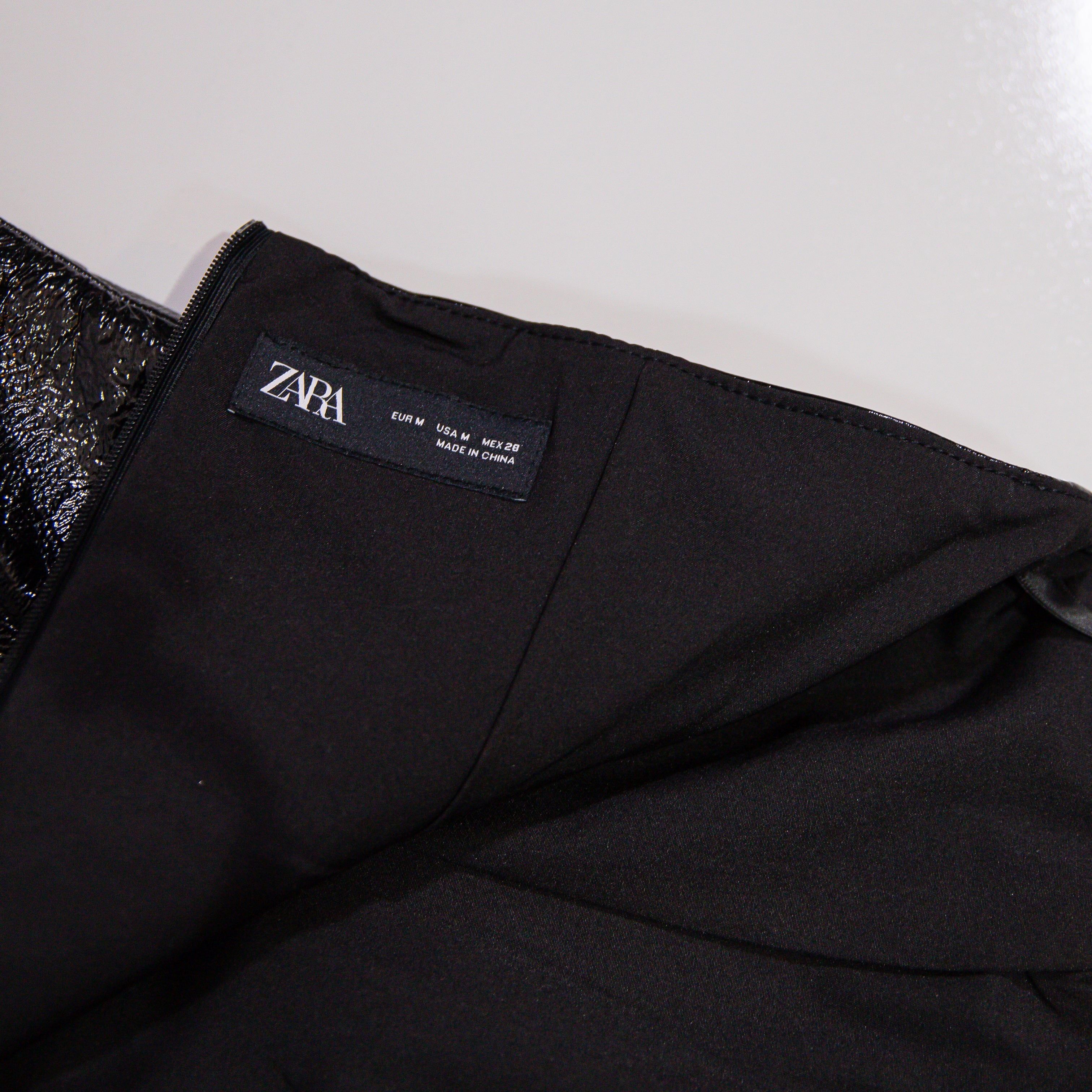 NEW Zara Genuine Patent Leather Strapless Stitched Corset Tank Top Solid Black M