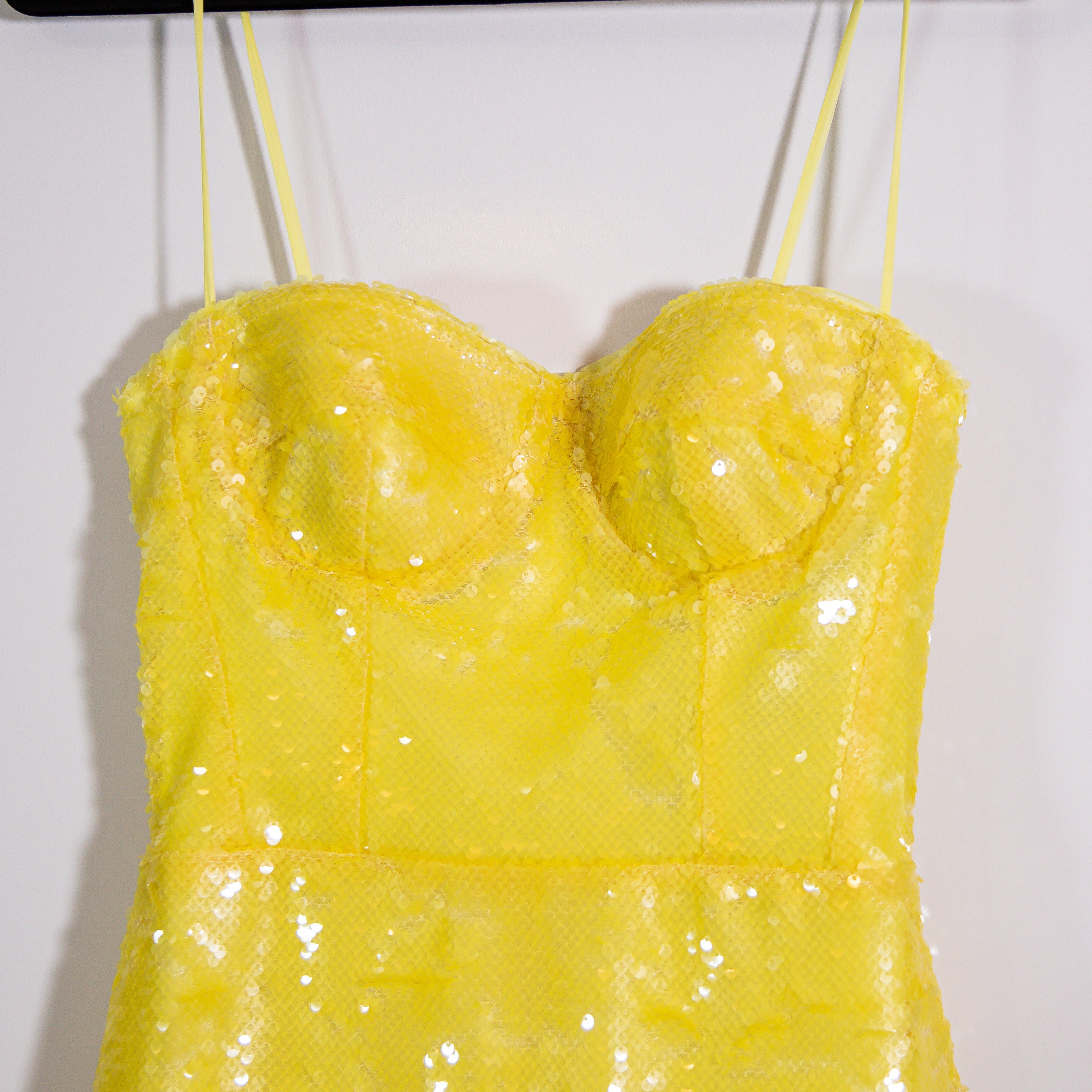 NEW SEV Caserolles Allover Sequined Embellished Sparkle Midi Dress Yellow Small