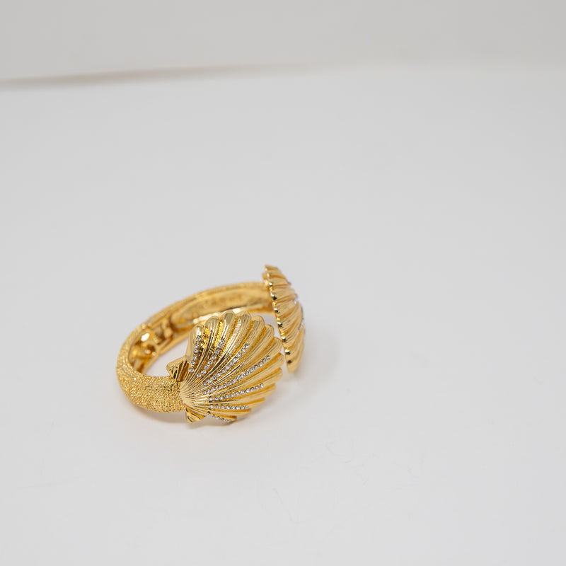 NEW Lilly Pulitzer Gold Metallic Sea Shell Crystal Jewel Hinge Bracelet Bangle