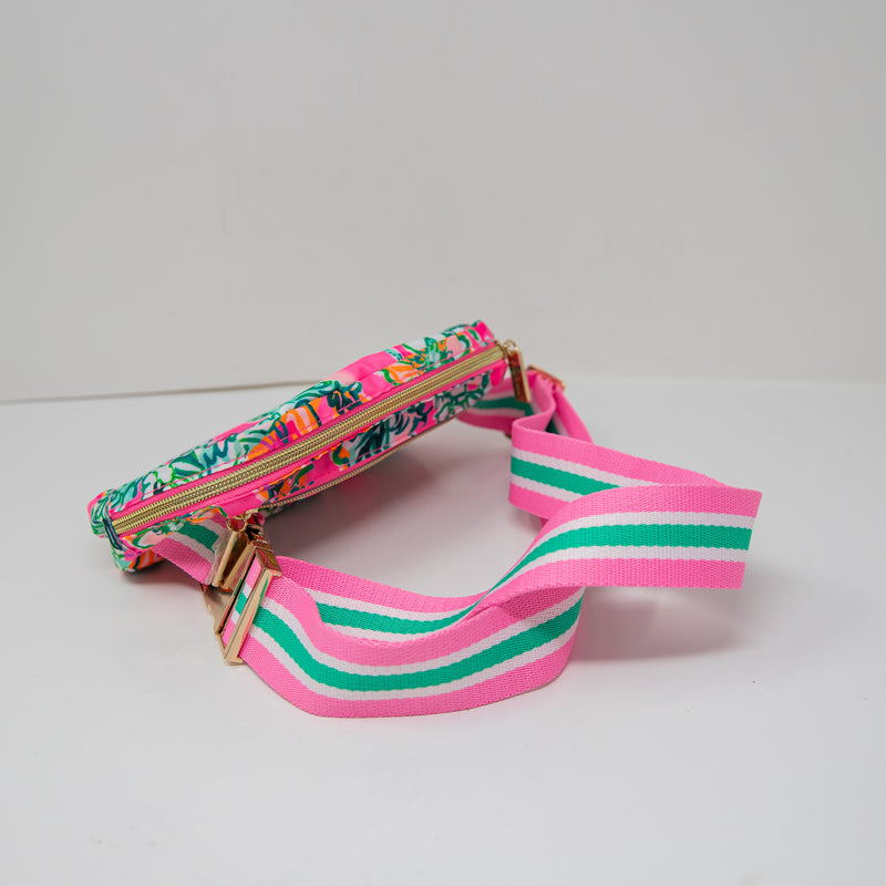 Lilly Pulitzer Nylon Crossbody Belt Purse Bag Soleil Pink Perfect Poppy Print