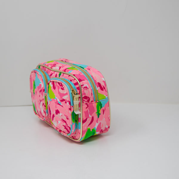 NEW Lilly Pulitzer Travel Make Up Case Bag Hotty Pink First Impression Print