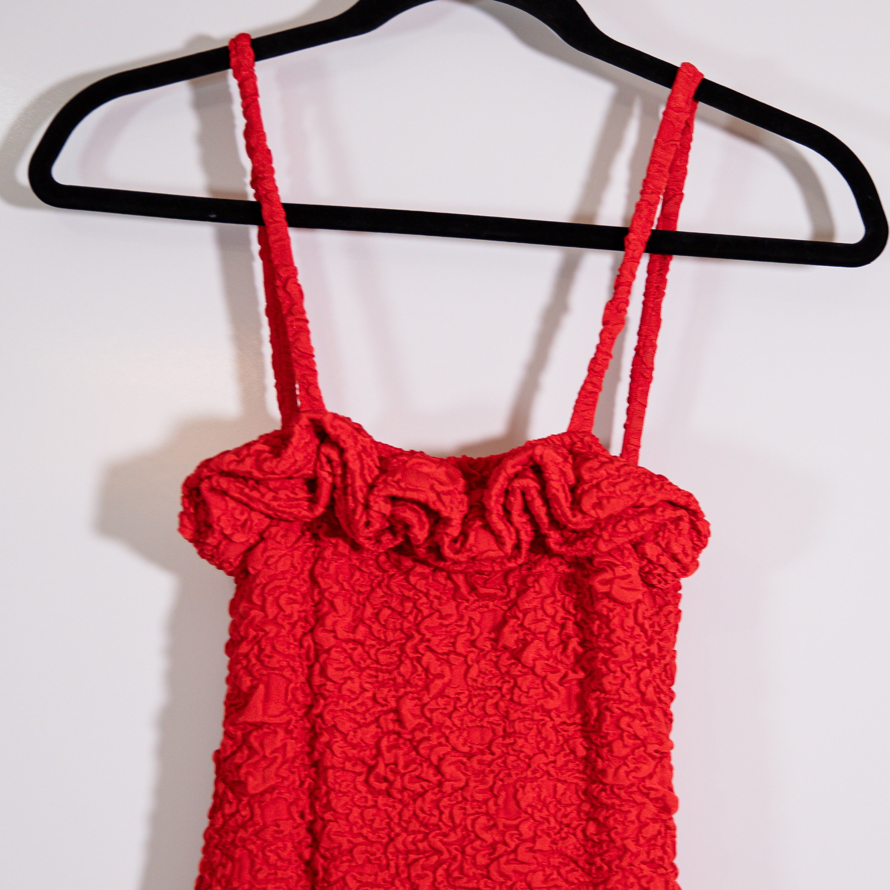 PatBo Papillon Jacquard Textured Ruffle Stretch Flutter Mini Dress Red Small