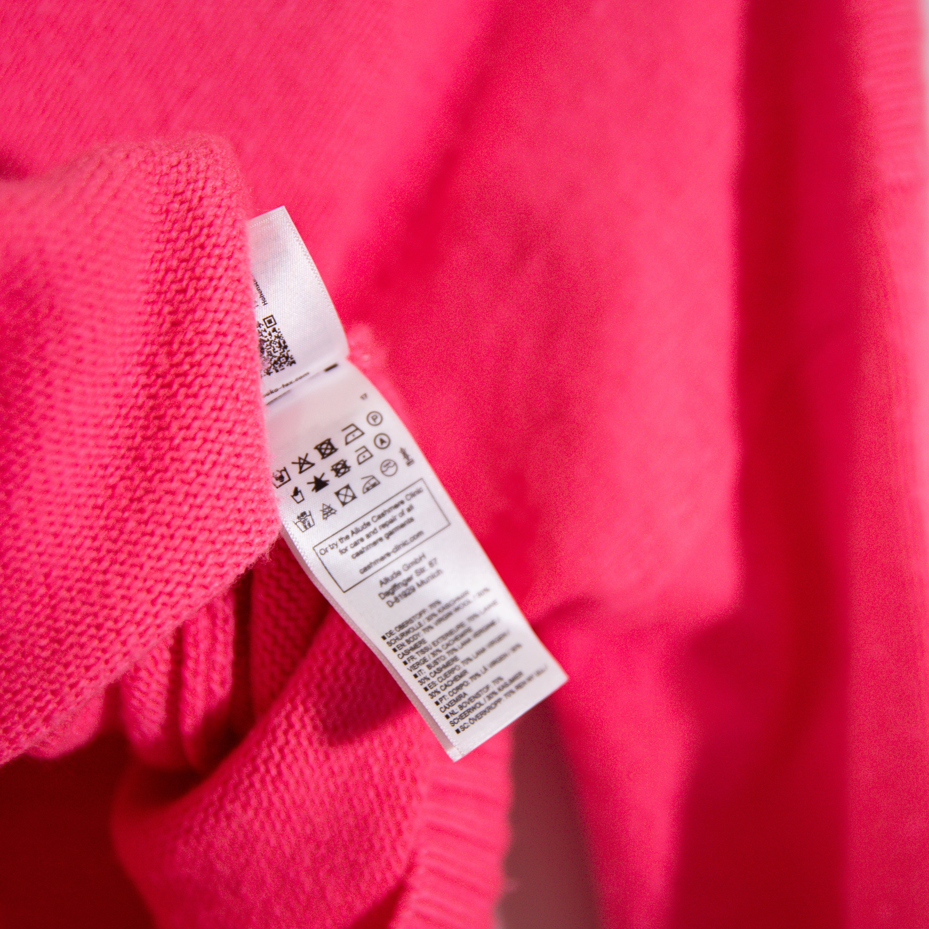 Allude Women's Cashmere Wool Knit Stretch V Neck Pullover Sweater Hot Pink XS