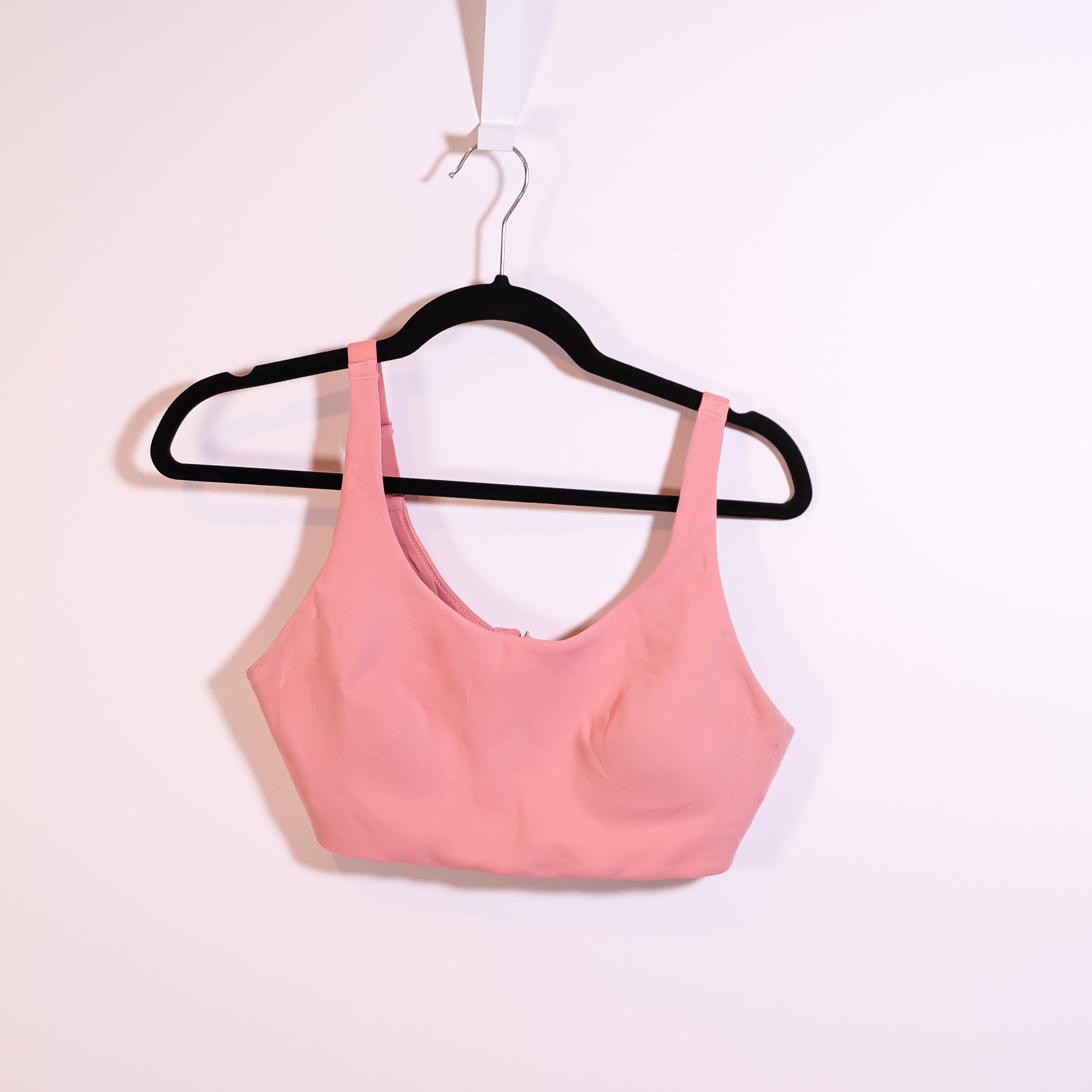 Lululemon Women's Hold True Athletic Work Out Sports Bra Misty Shell Pink 10