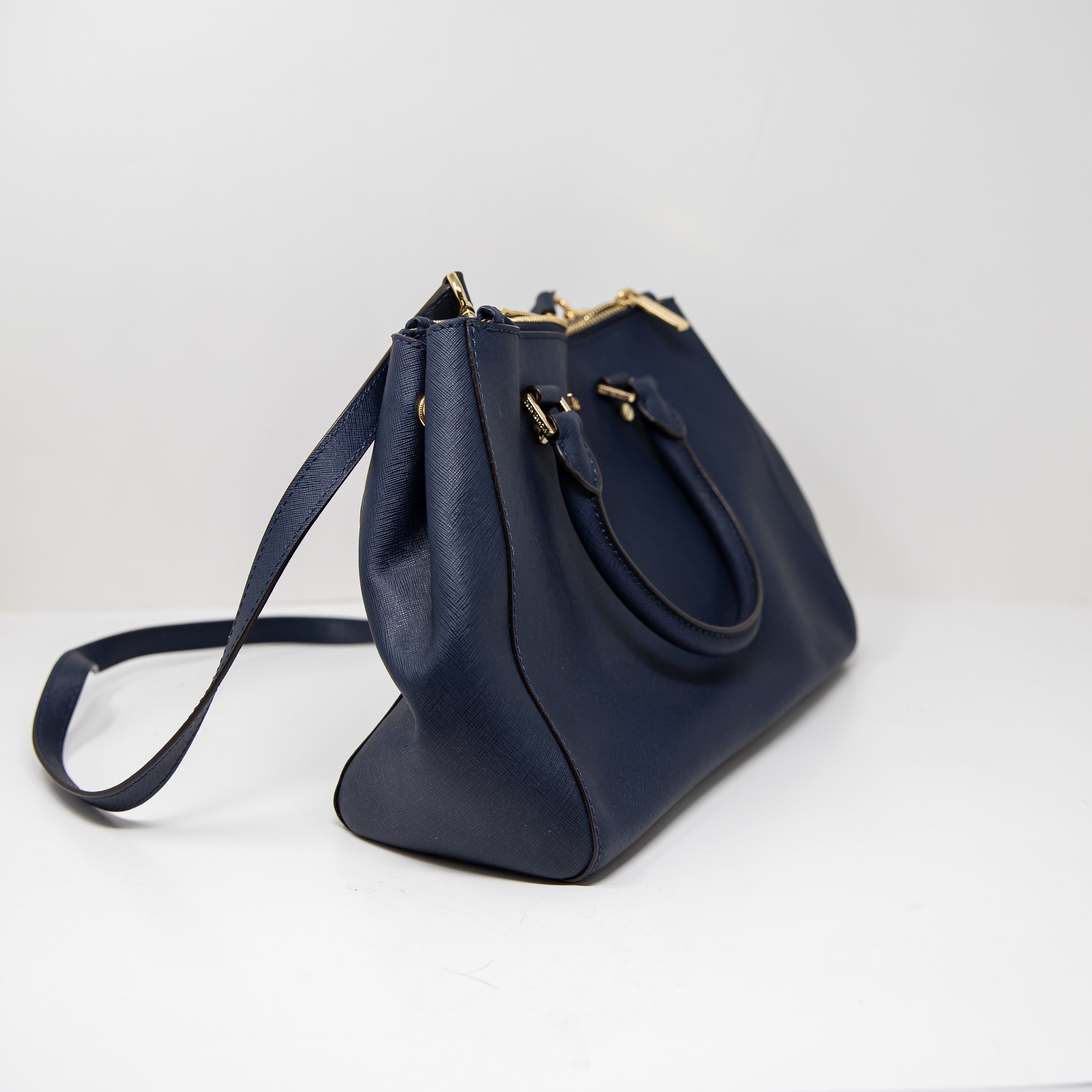 Michael Kors Sutton Leather Top Handle Convertible Crossbody Satchel Purse Bag