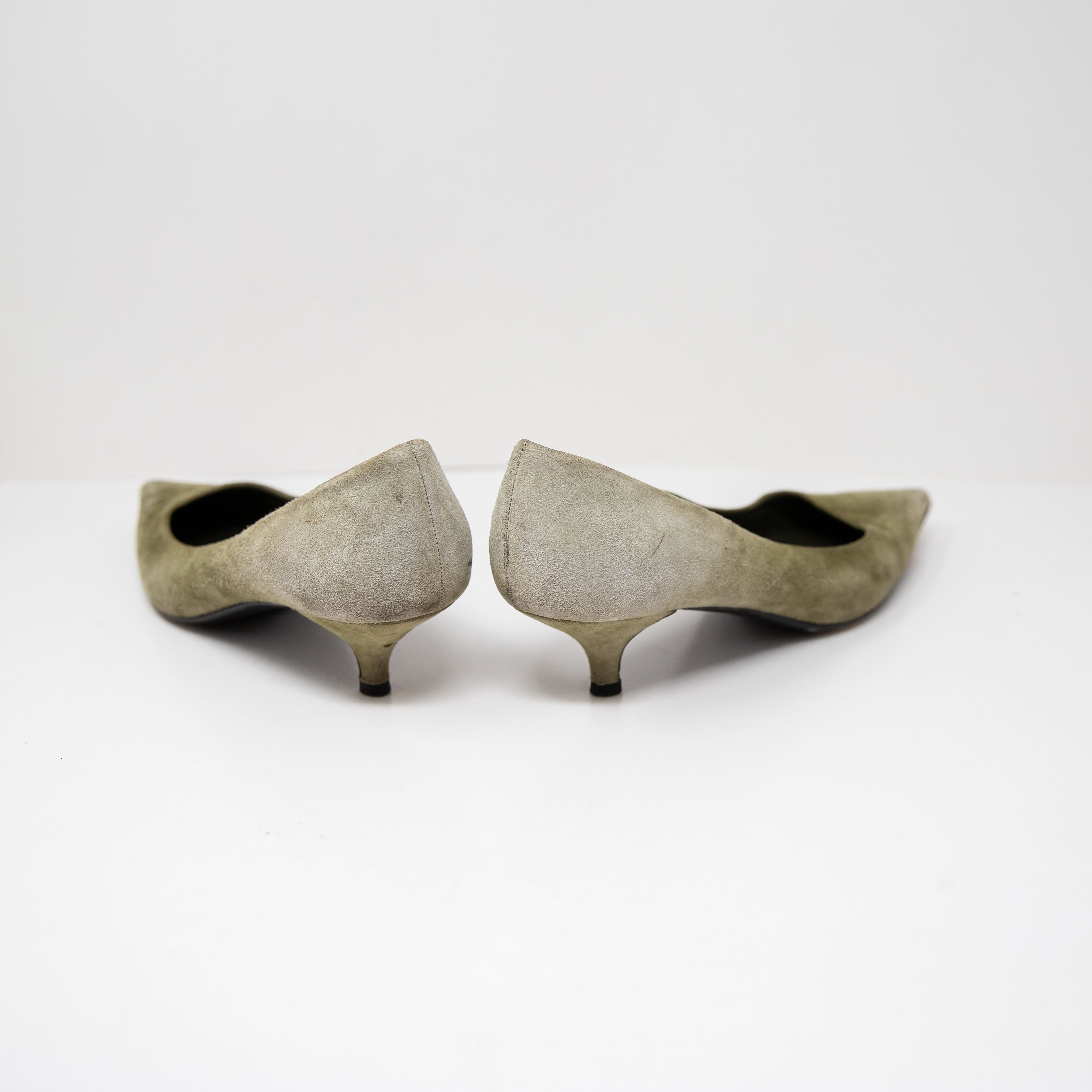 Prada Made In Italy Genuine Suede Slip On Pointed Toe Kitten Heel Shoes Gray 40