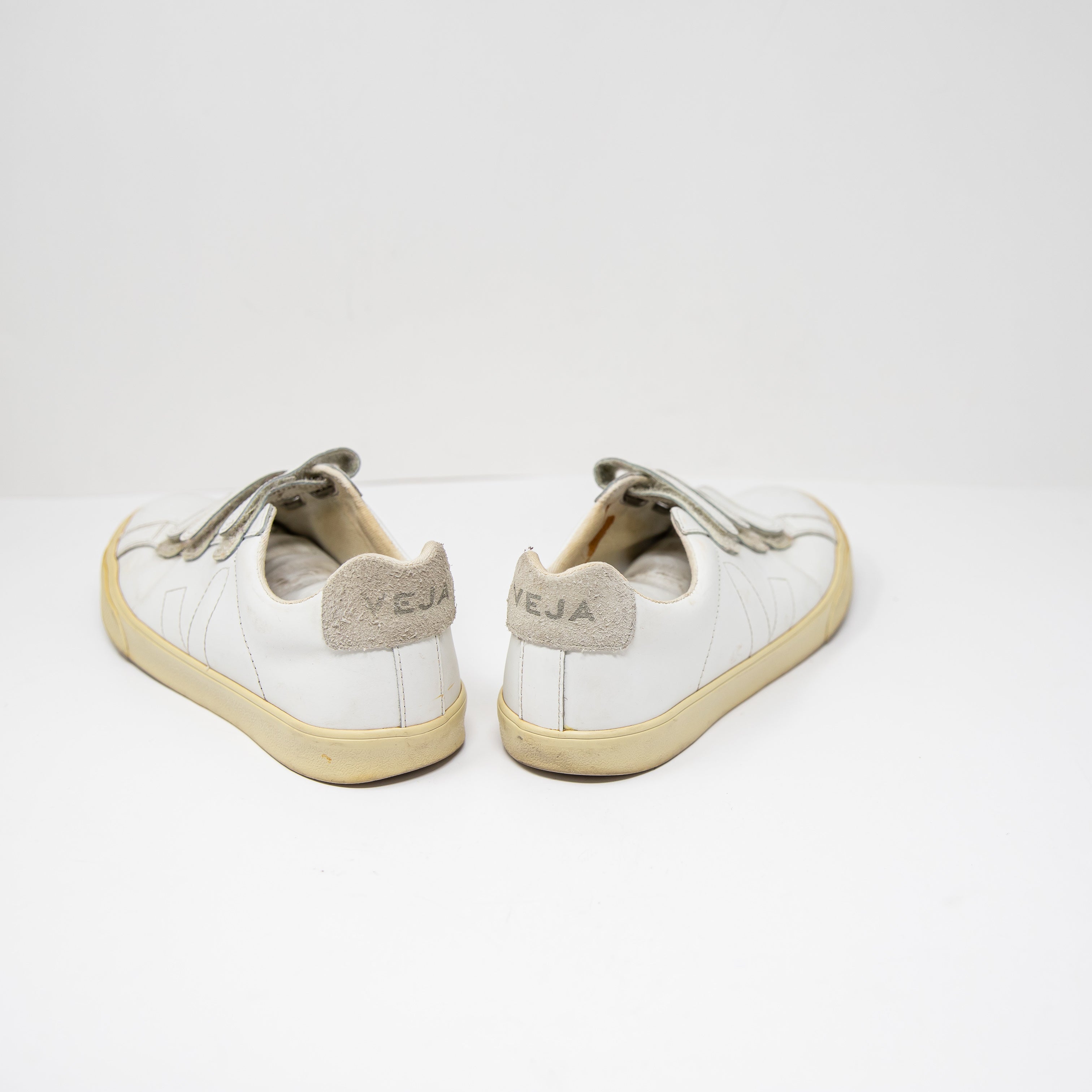 Veja Women's Recife Low Top Slip On Strap Leather Sneakers Shoes White 7