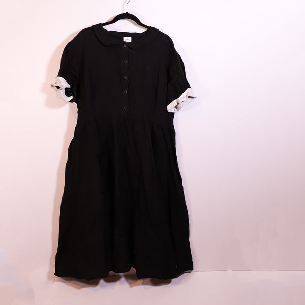 Son De Flor Mini Classic Short Sleeve Linen Collared Button Front Dress Black 1X